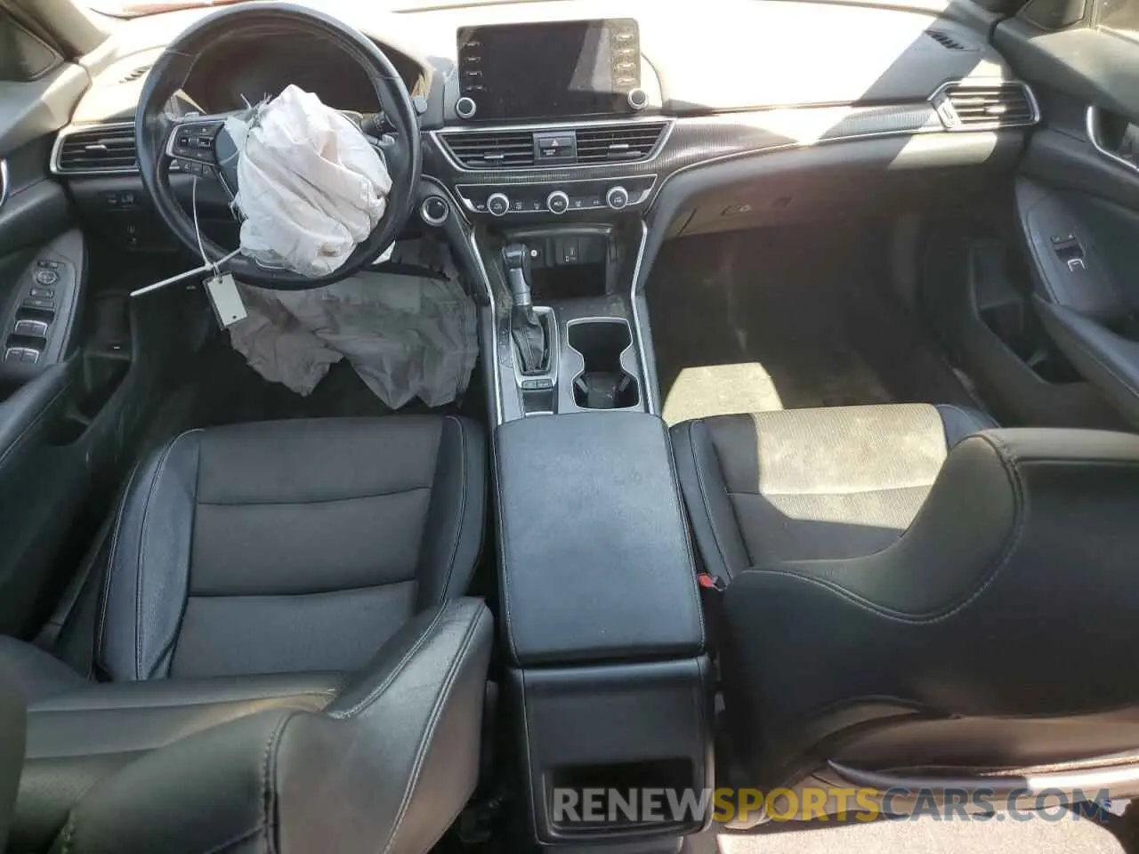 8 fotografías del automóvil dañado 1HGCV1F33LA112474 HONDA ACCORD 2020