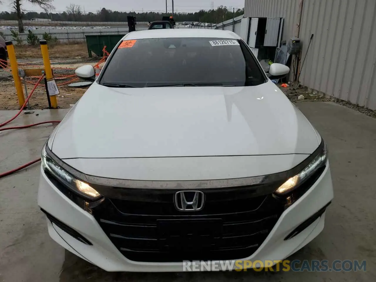 5 fotografías del automóvil dañado 1HGCV1F33LA153882 HONDA ACCORD 2020