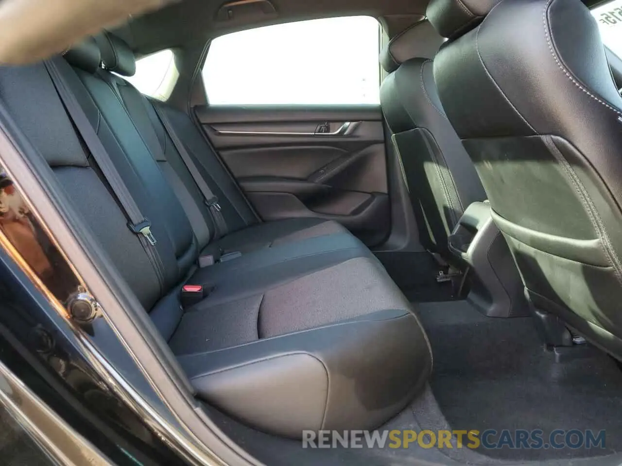 10 fotografías del automóvil dañado 1HGCV1F34LA028454 HONDA ACCORD 2020