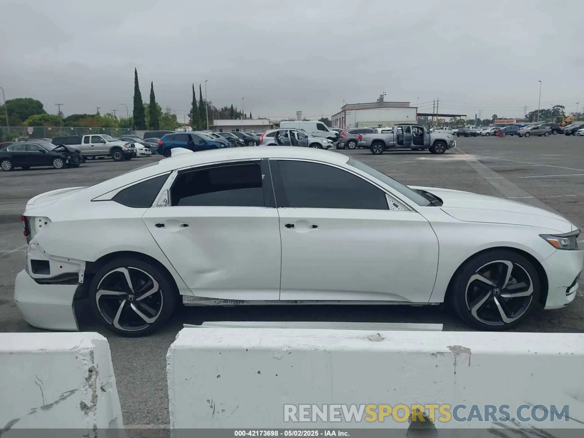 14 fotografías del automóvil dañado 1HGCV1F34LA090257 HONDA ACCORD 2020