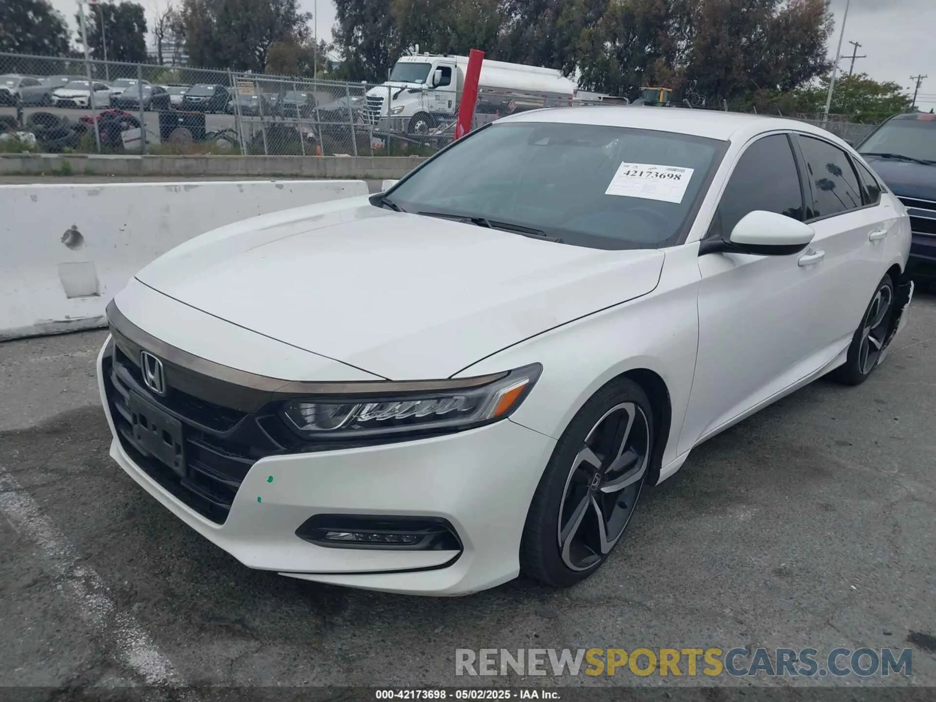 2 fotografías del automóvil dañado 1HGCV1F34LA090257 HONDA ACCORD 2020
