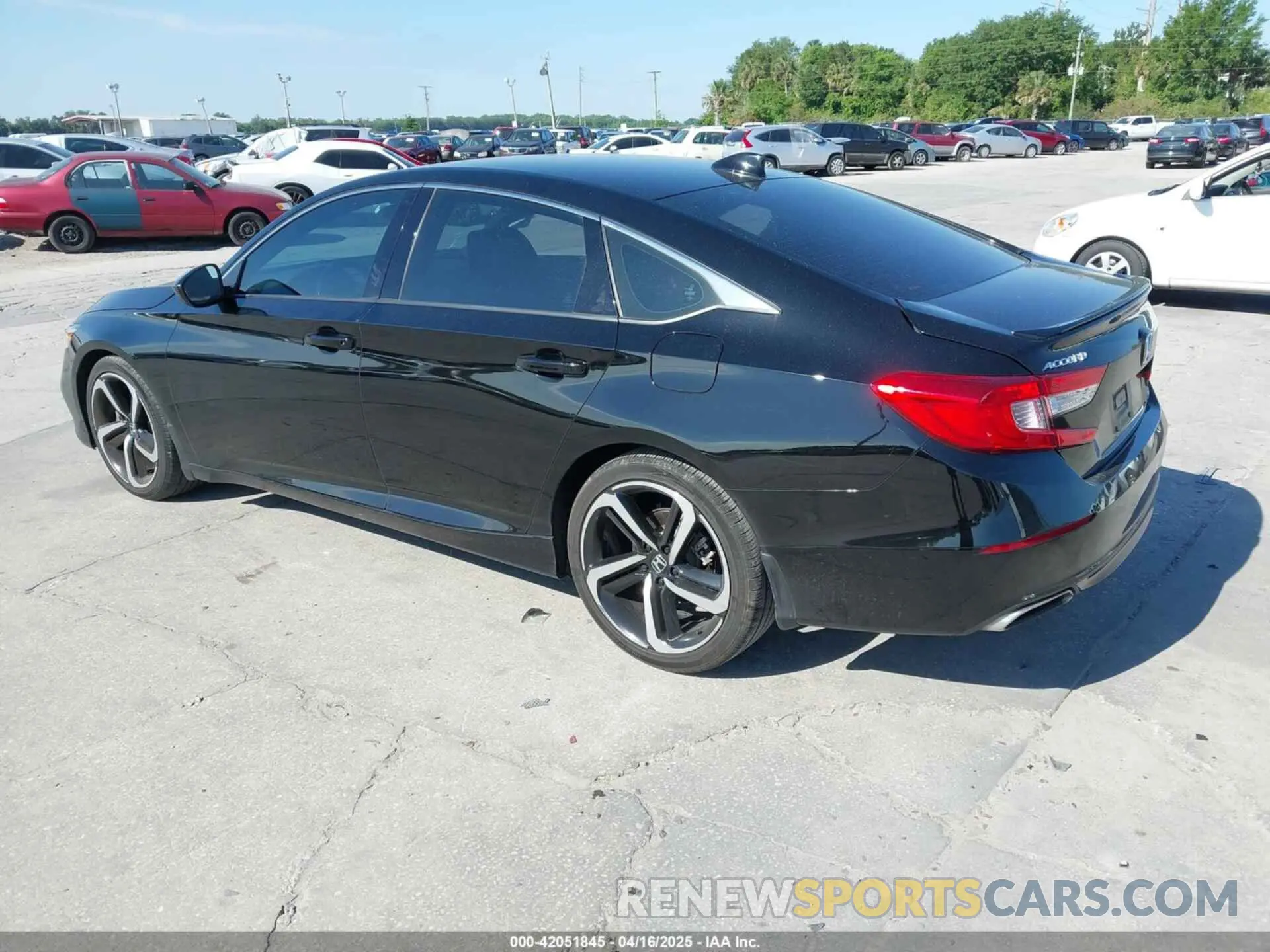 3 fotografías del automóvil dañado 1HGCV1F36LA007072 HONDA ACCORD 2020