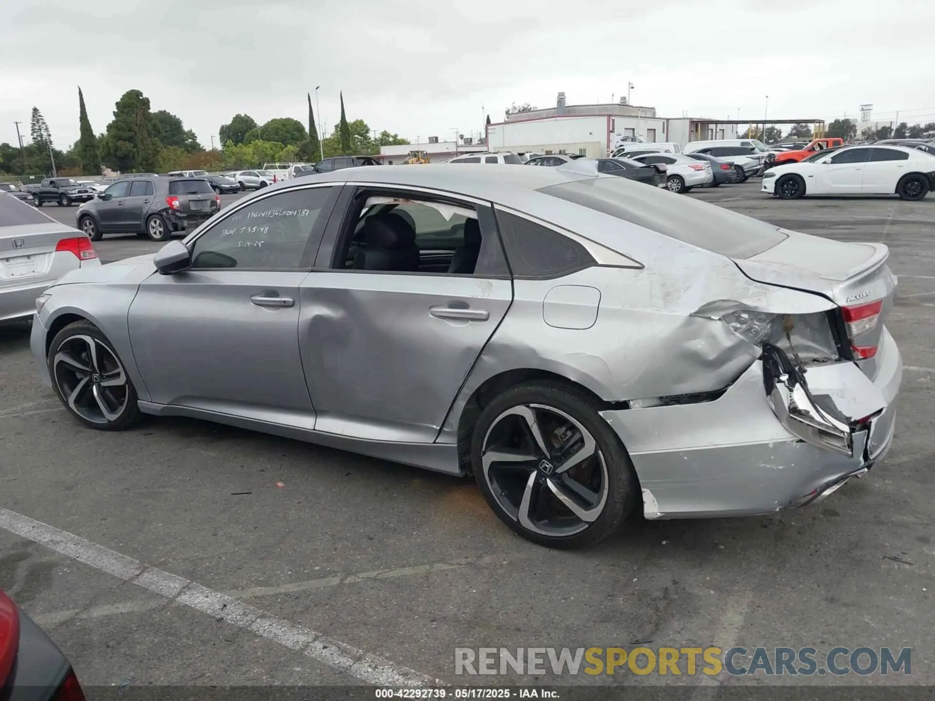 14 fotografías del automóvil dañado 1HGCV1F36LA014989 HONDA ACCORD 2020