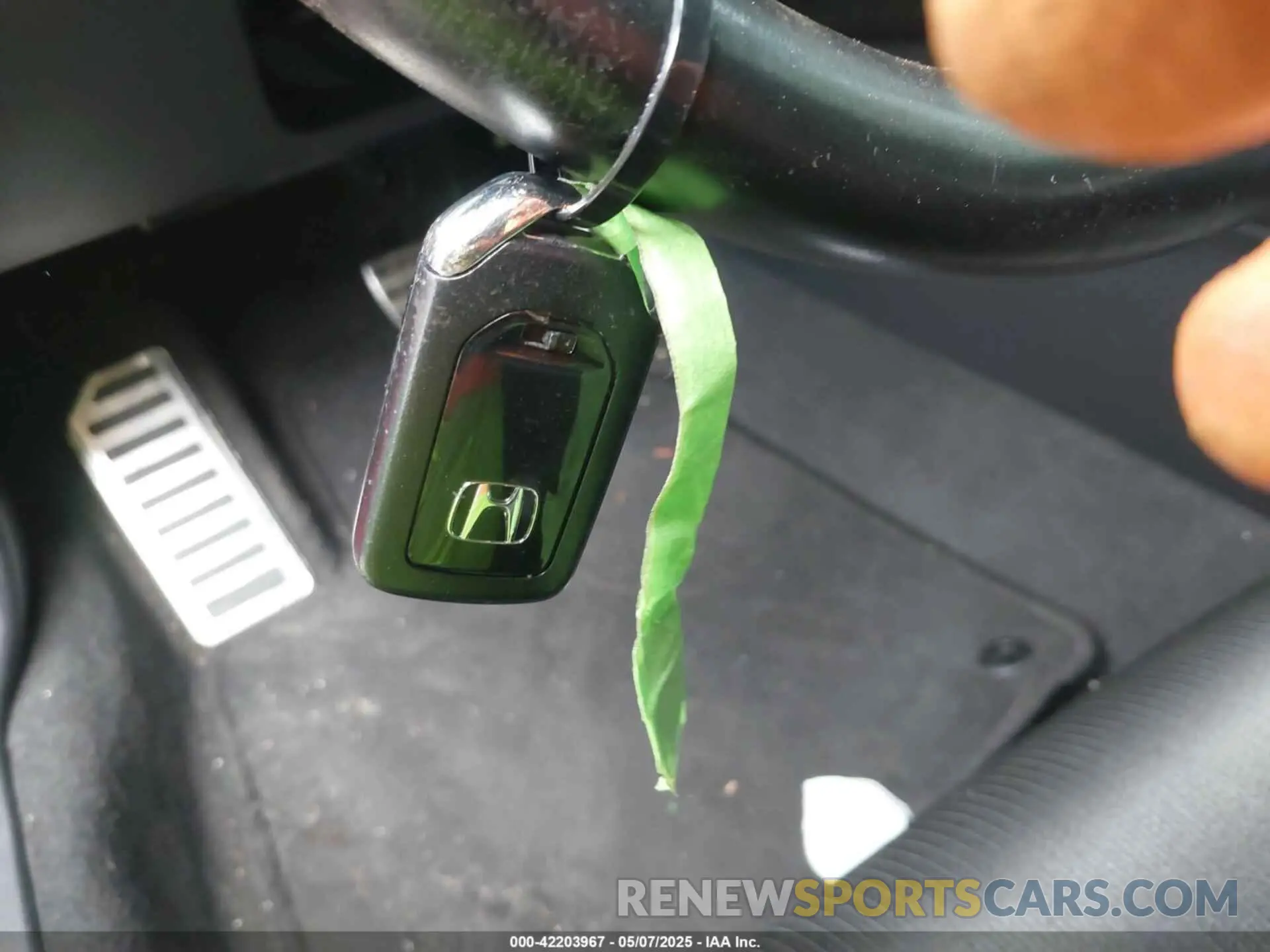 11 fotografías del automóvil dañado 1HGCV1F36LA065019 HONDA ACCORD 2020