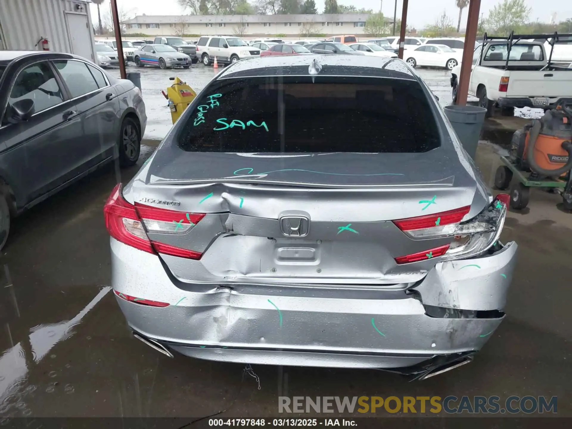 17 fotografías del automóvil dañado 1HGCV1F36LA144920 HONDA ACCORD 2020