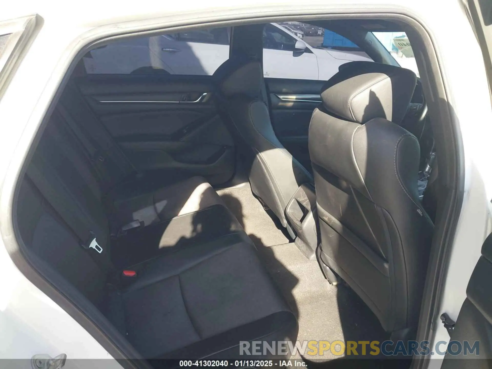 8 fotografías del automóvil dañado 1HGCV1F36LA151205 HONDA ACCORD 2020