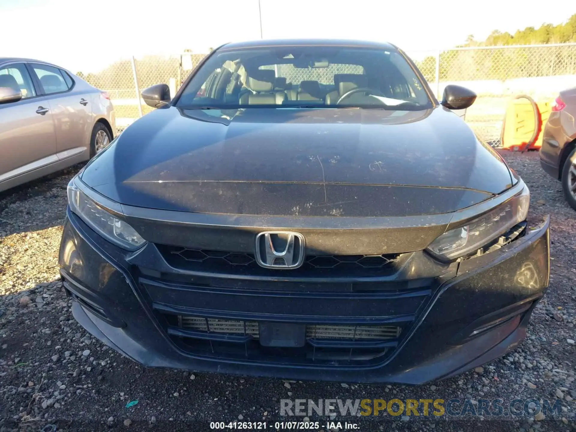 11 fotografías del automóvil dañado 1HGCV1F36LA156436 HONDA ACCORD 2020