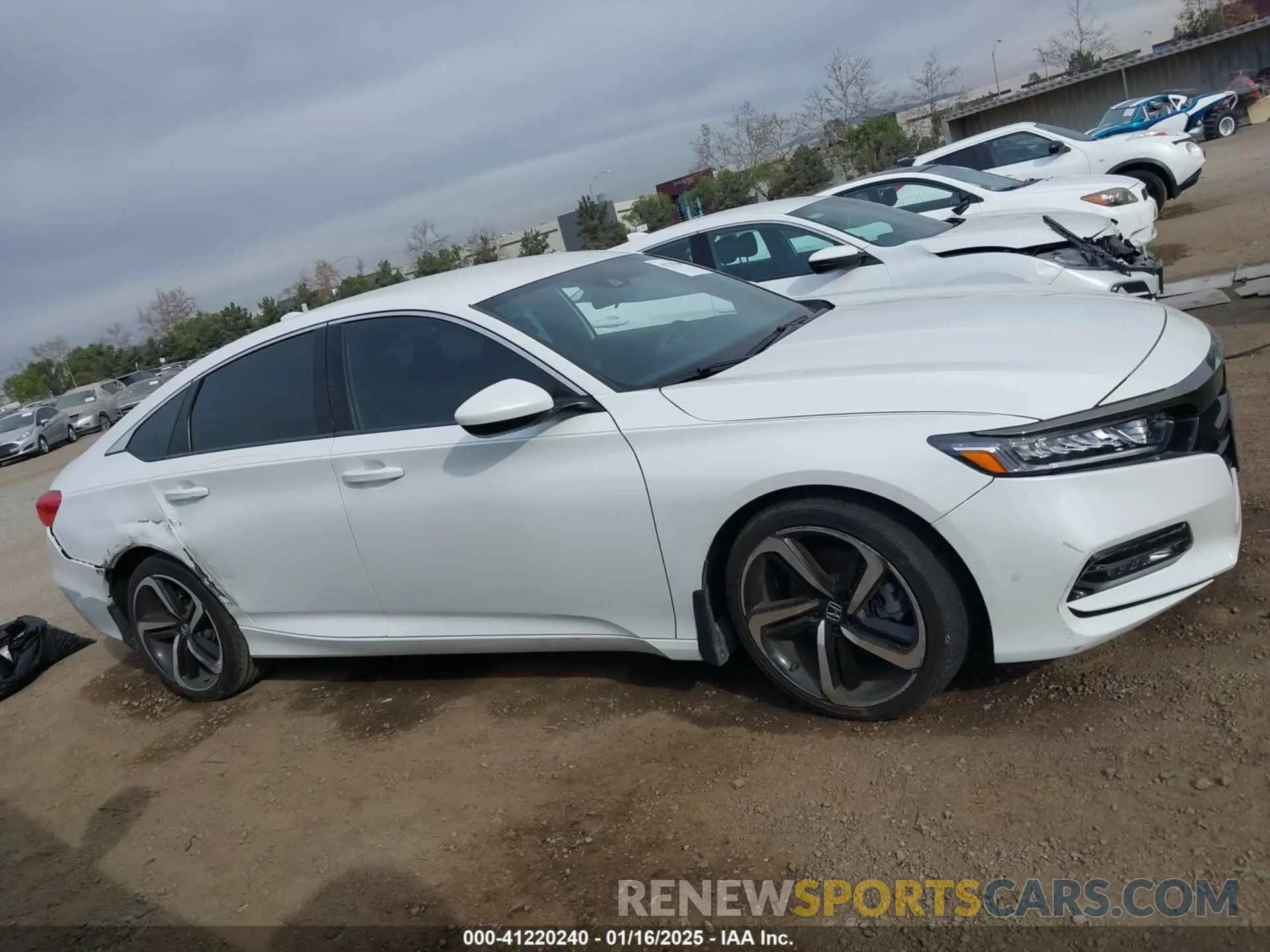 13 fotografías del automóvil dañado 1HGCV1F37LA003628 HONDA ACCORD 2020