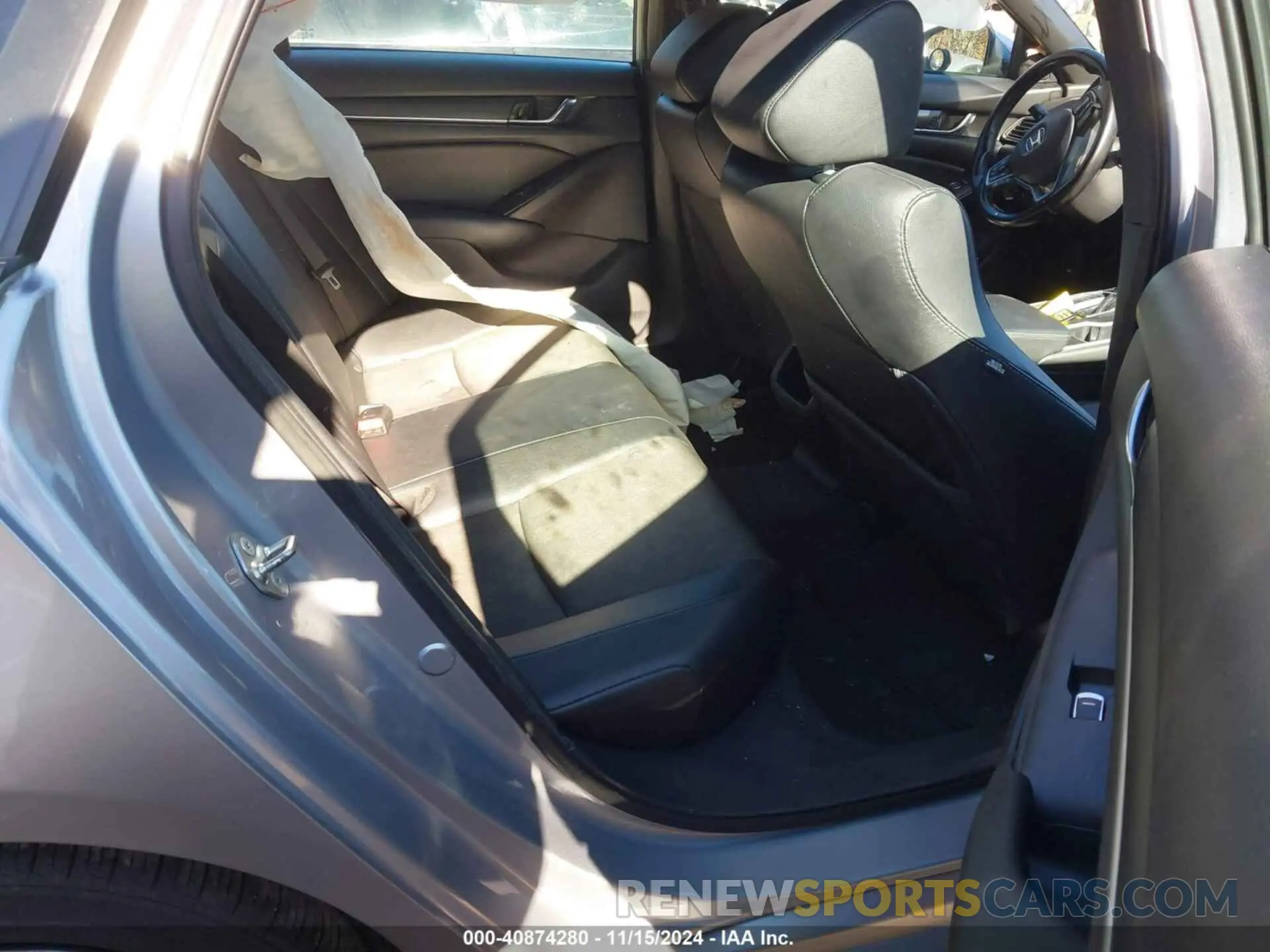 8 fotografías del automóvil dañado 1HGCV1F37LA087837 HONDA ACCORD 2020