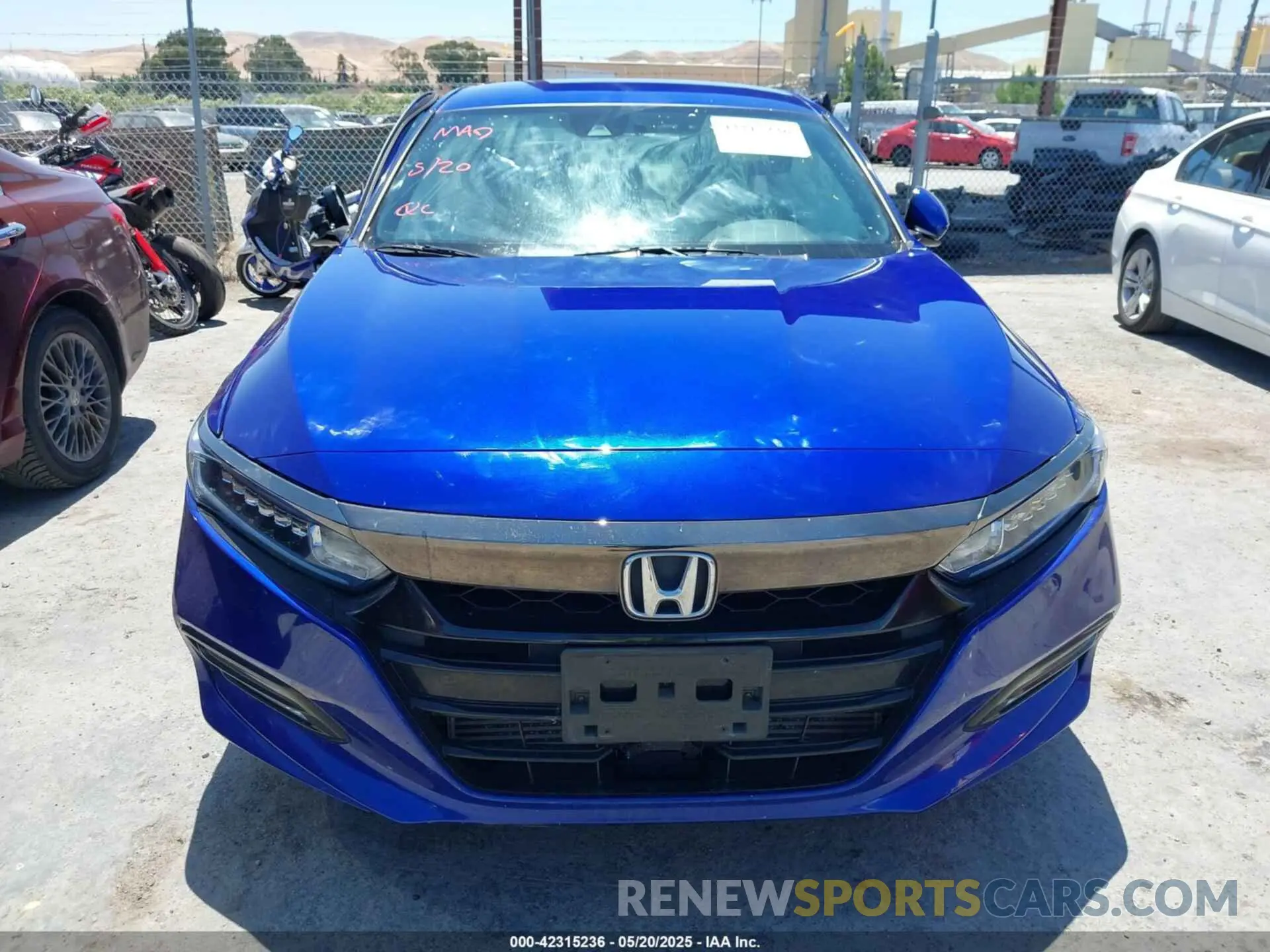 12 fotografías del automóvil dañado 1HGCV1F37LA101381 HONDA ACCORD 2020