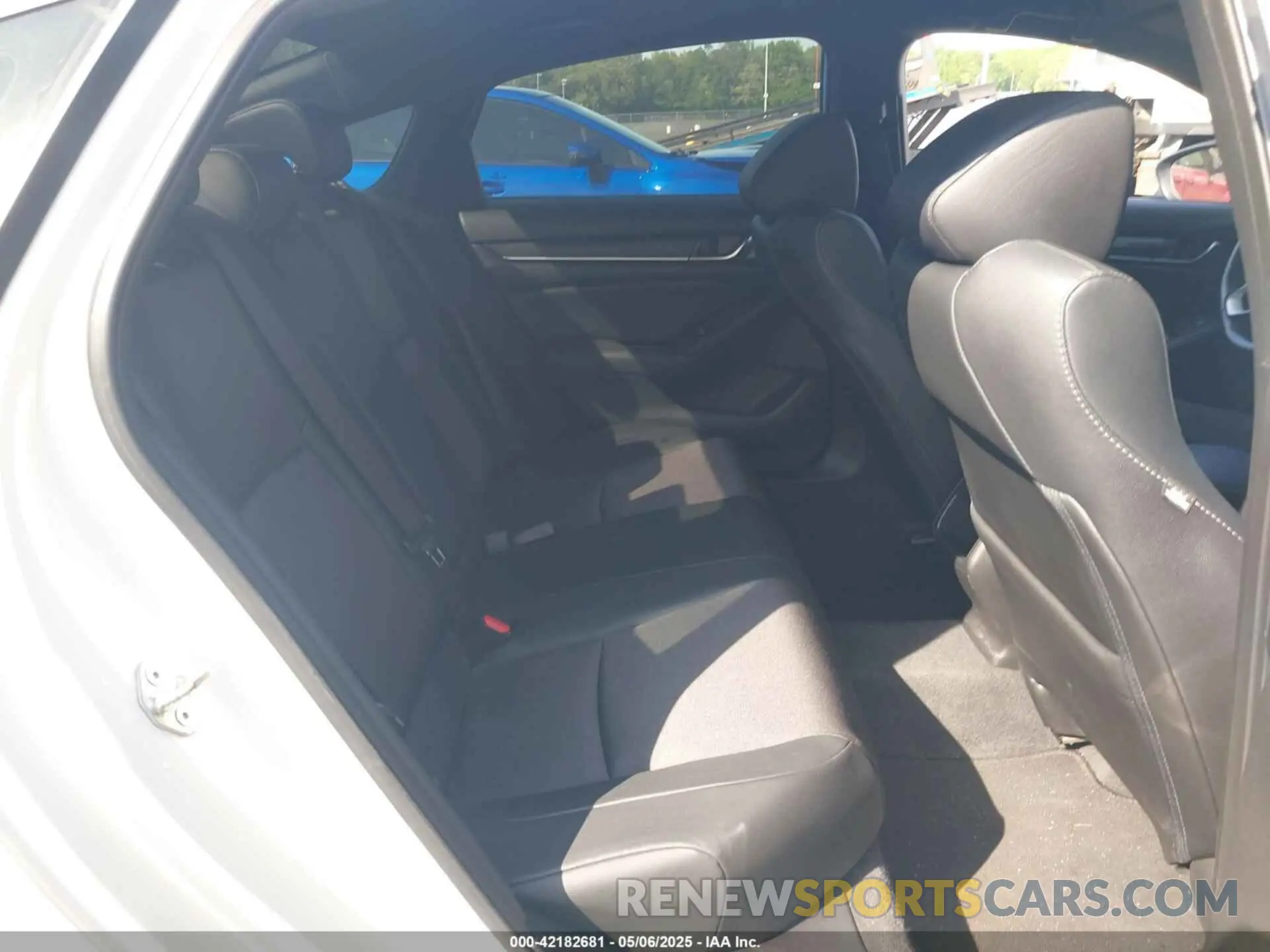 8 fotografías del automóvil dañado 1HGCV1F37LA119492 HONDA ACCORD 2020