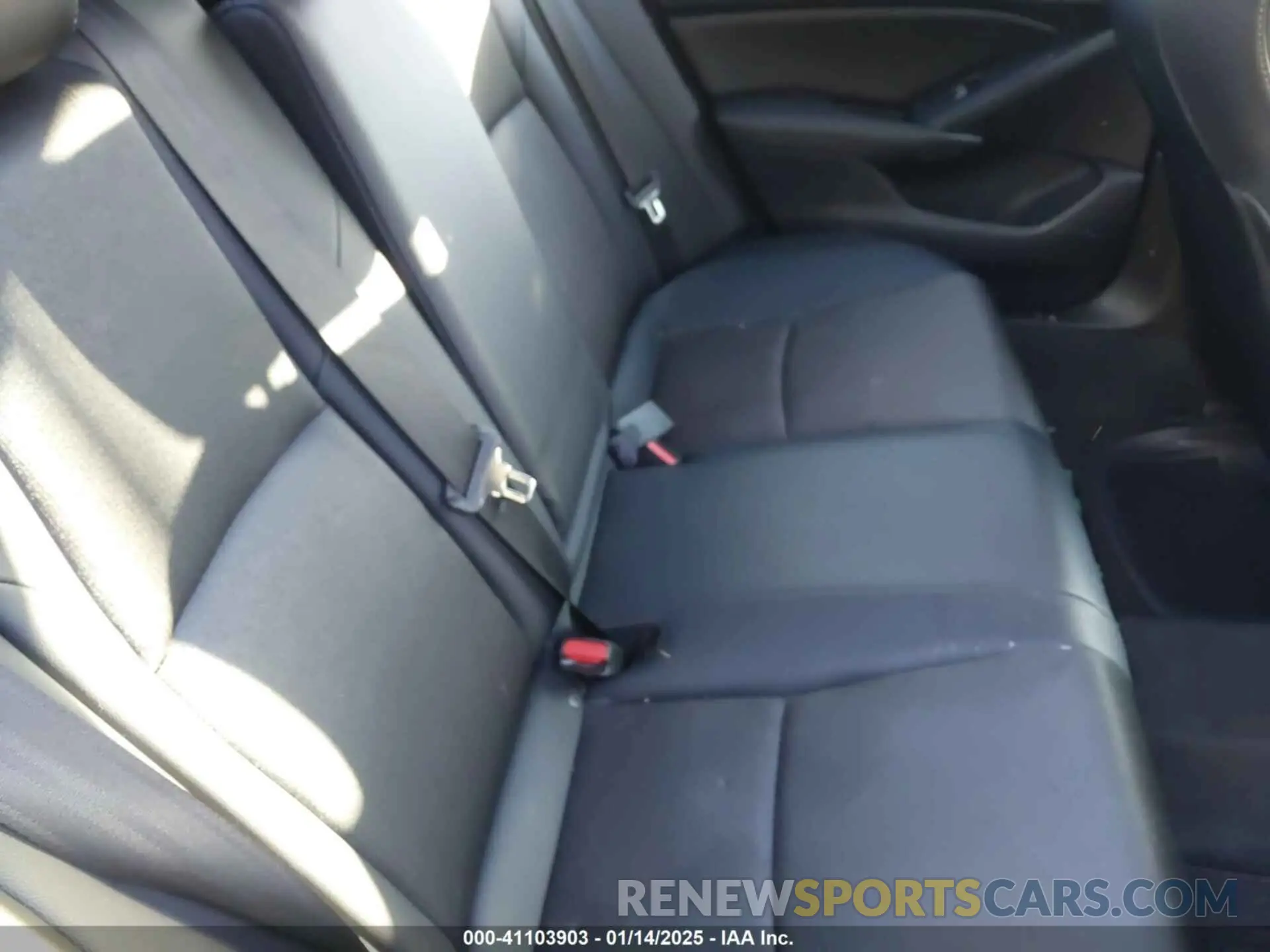 8 fotografías del automóvil dañado 1HGCV1F37LA154405 HONDA ACCORD 2020