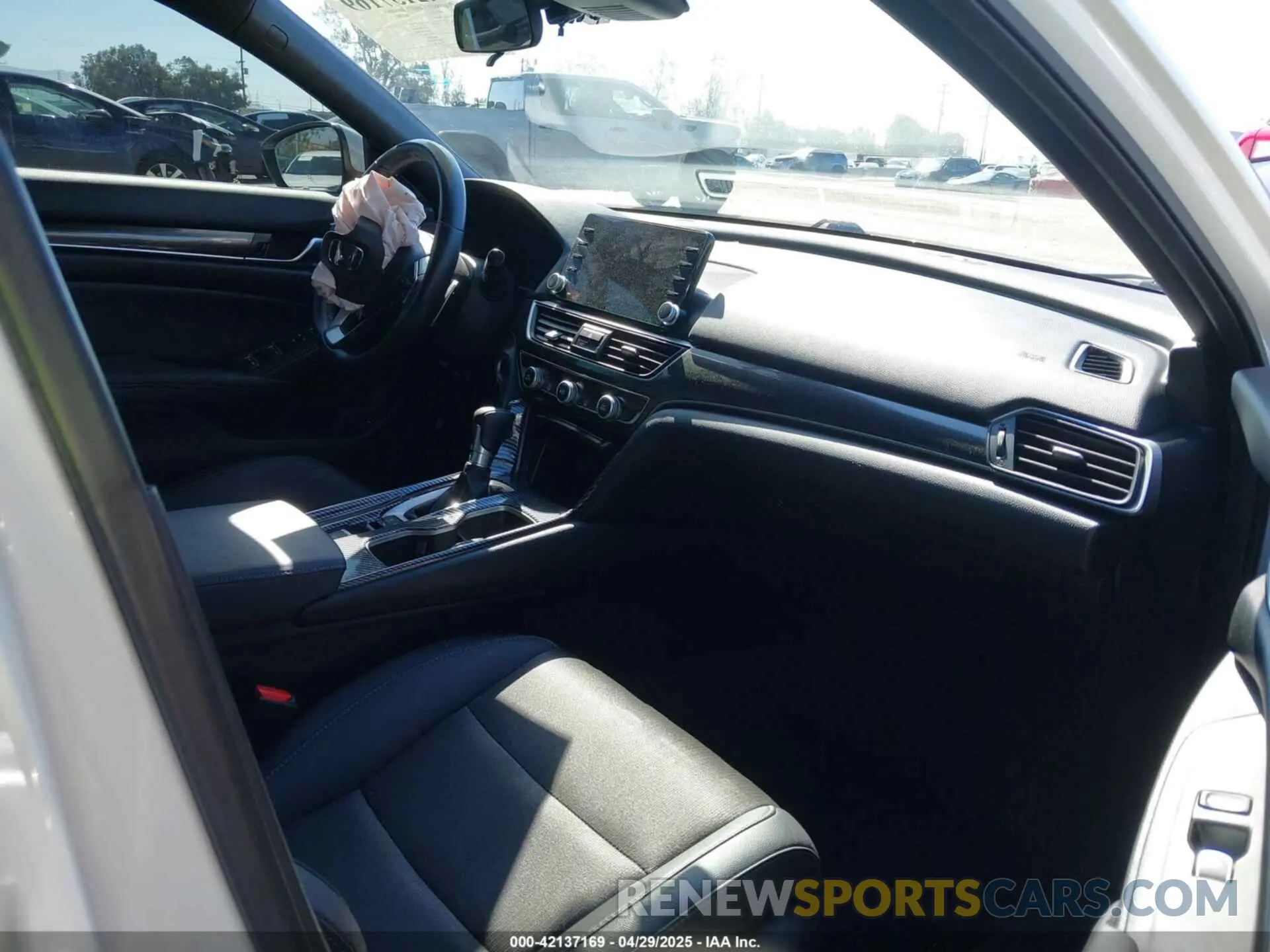 5 fotografías del automóvil dañado 1HGCV1F38LA096935 HONDA ACCORD 2020