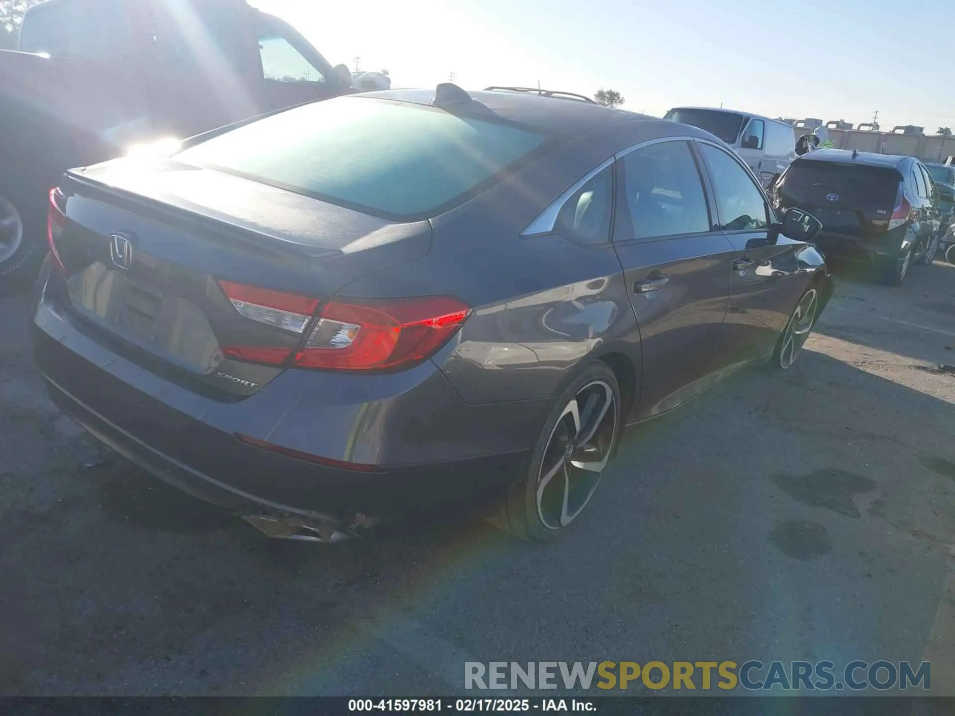 4 fotografías del automóvil dañado 1HGCV1F38LA106556 HONDA ACCORD 2020