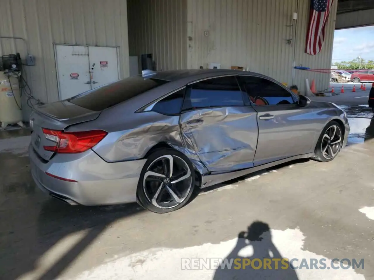 3 fotografías del automóvil dañado 1HGCV1F39LA030295 HONDA ACCORD 2020