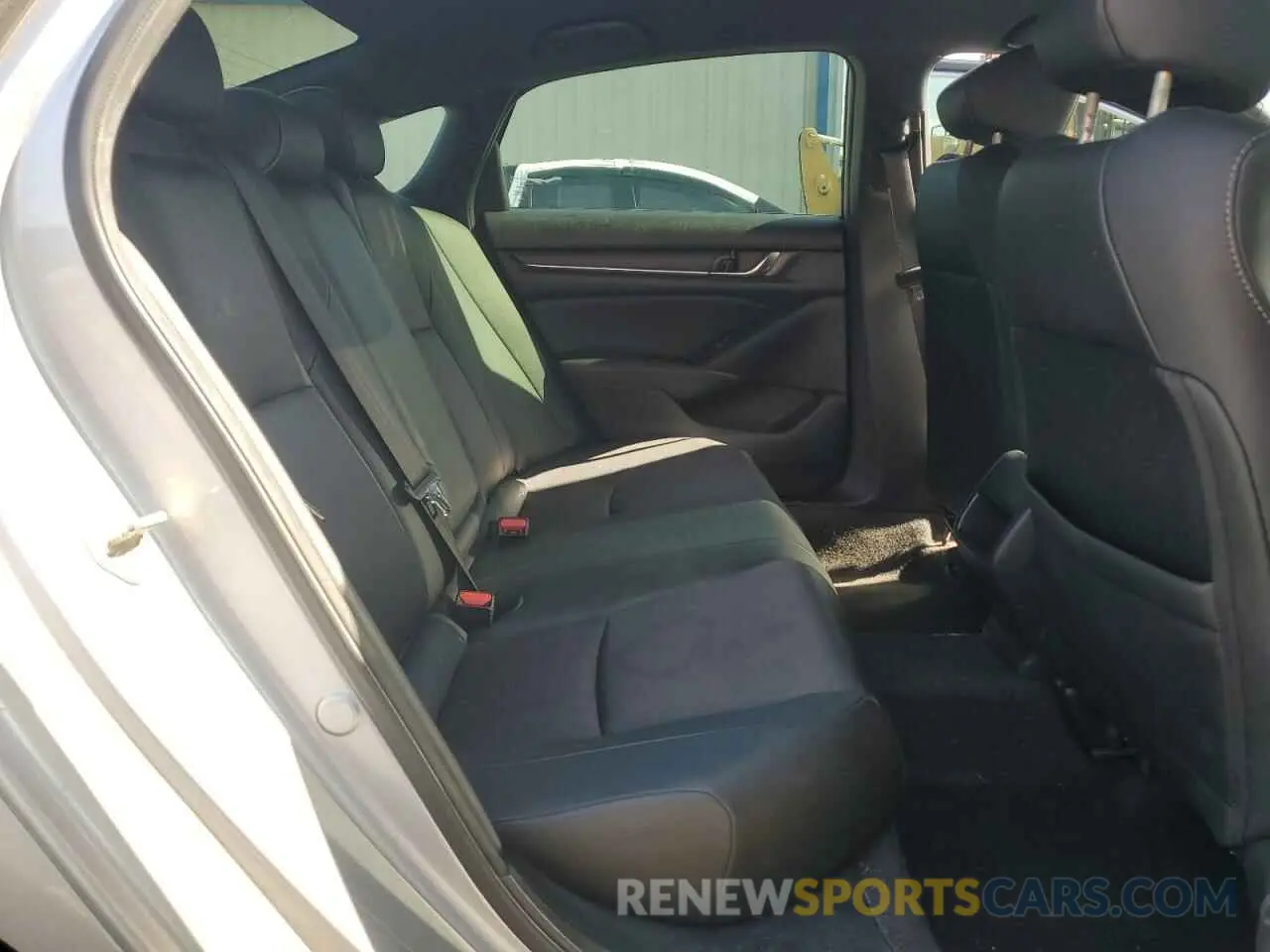 10 fotografías del automóvil dañado 1HGCV1F39LA101320 HONDA ACCORD 2020