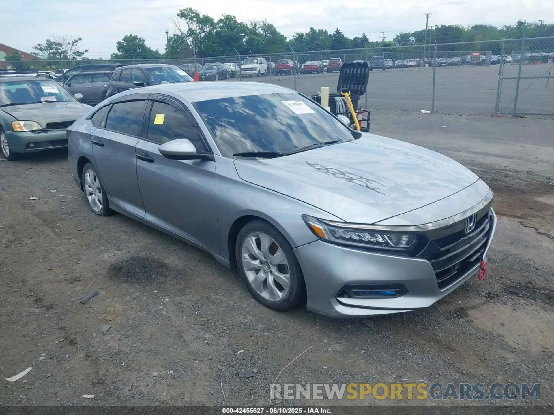 1 fotografías del automóvil dañado 1HGCV1F3XLA035117 HONDA ACCORD 2020