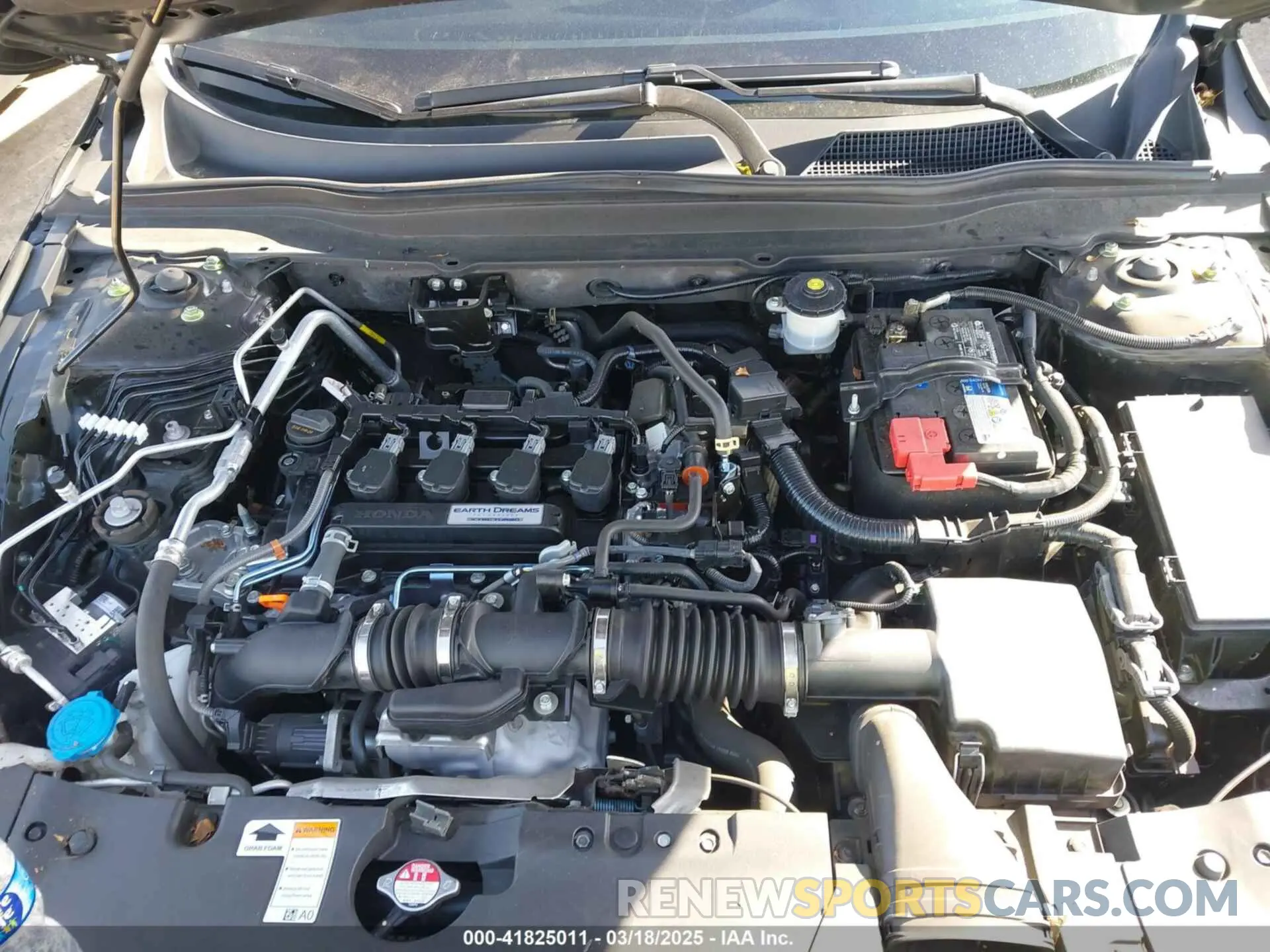 10 fotografías del automóvil dañado 1HGCV1F3XLA115078 HONDA ACCORD 2020