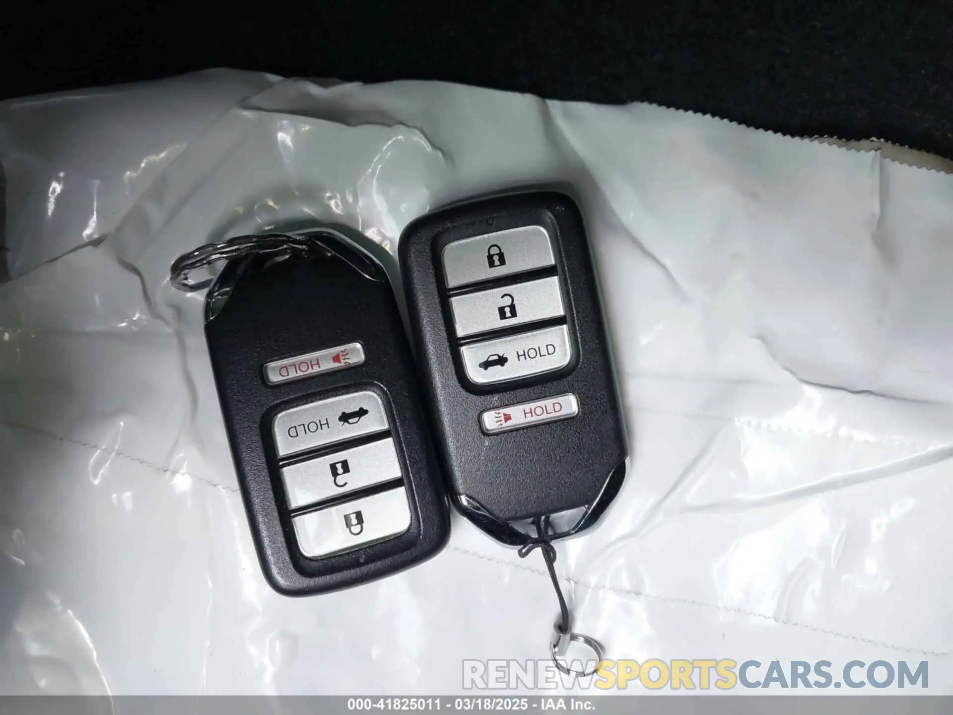11 fotografías del automóvil dañado 1HGCV1F3XLA115078 HONDA ACCORD 2020