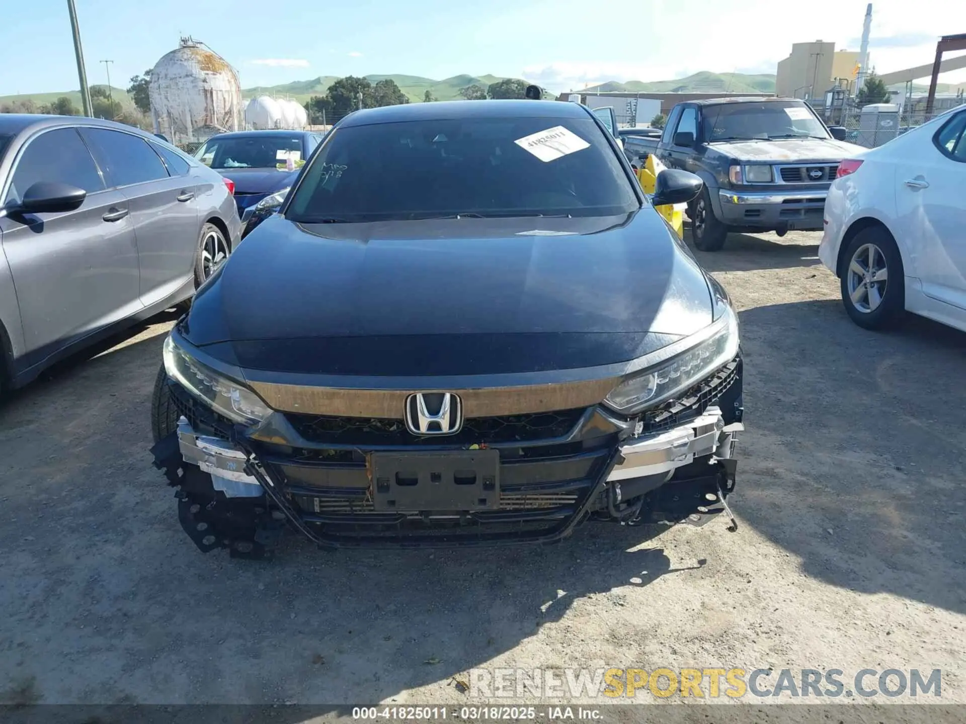 13 fotografías del automóvil dañado 1HGCV1F3XLA115078 HONDA ACCORD 2020