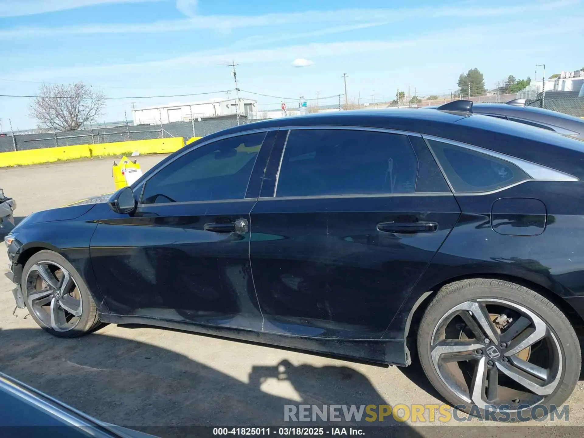 15 fotografías del automóvil dañado 1HGCV1F3XLA115078 HONDA ACCORD 2020
