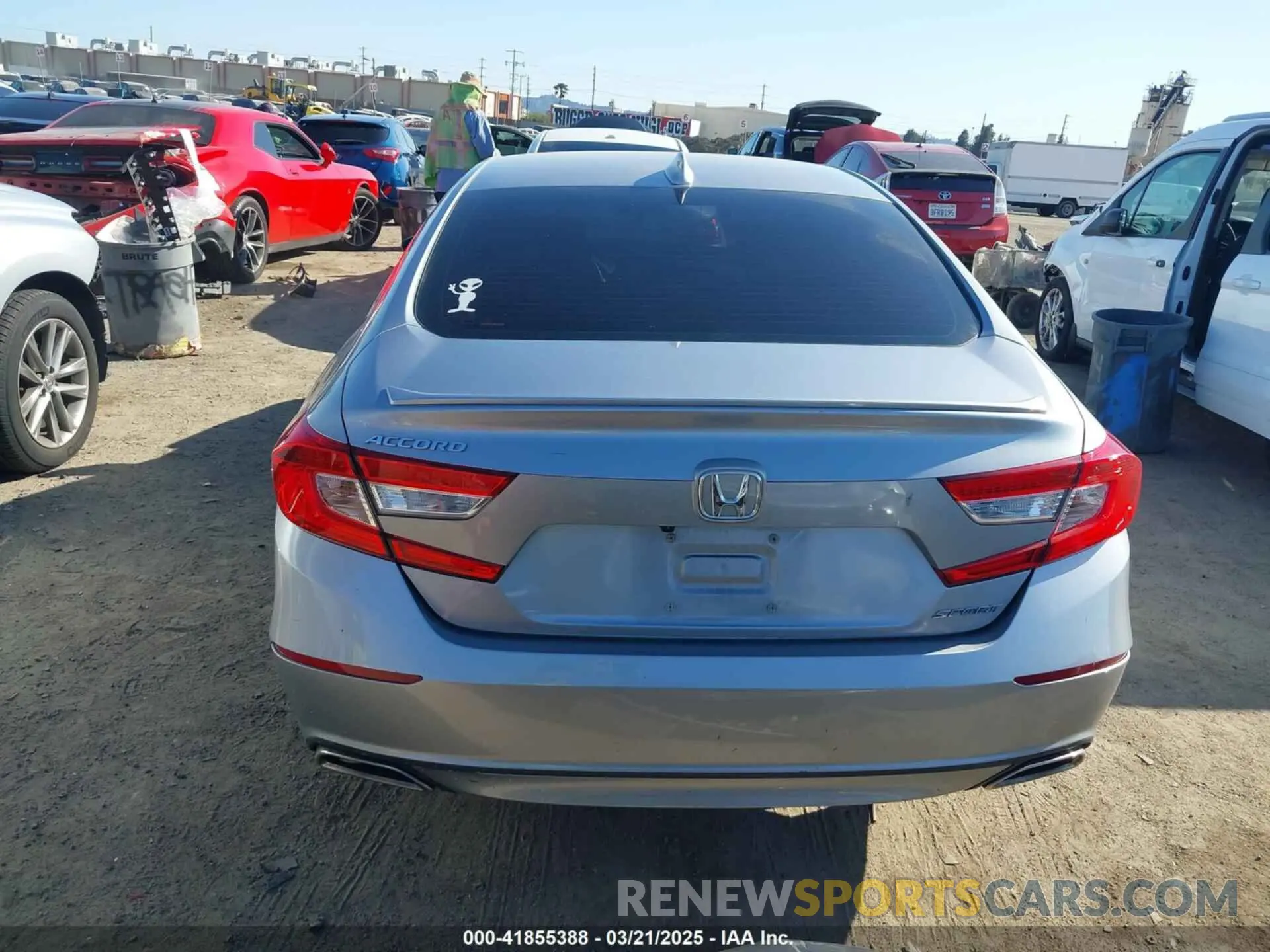 16 fotografías del automóvil dañado 1HGCV1F3XLA133936 HONDA ACCORD 2020