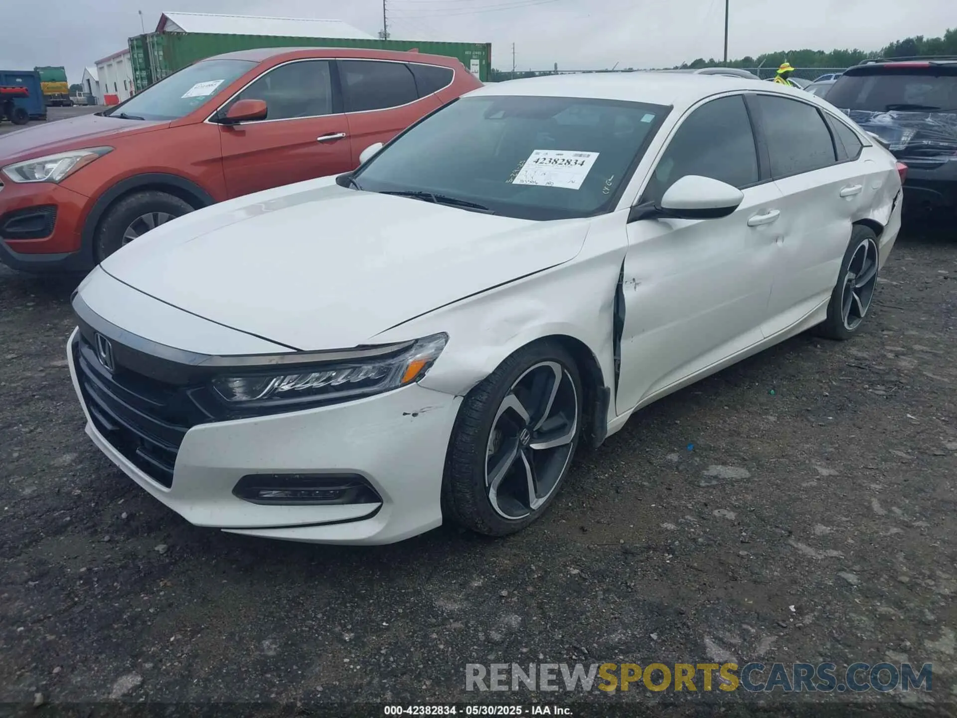 2 fotografías del automóvil dañado 1HGCV1F3XLA141566 HONDA ACCORD 2020