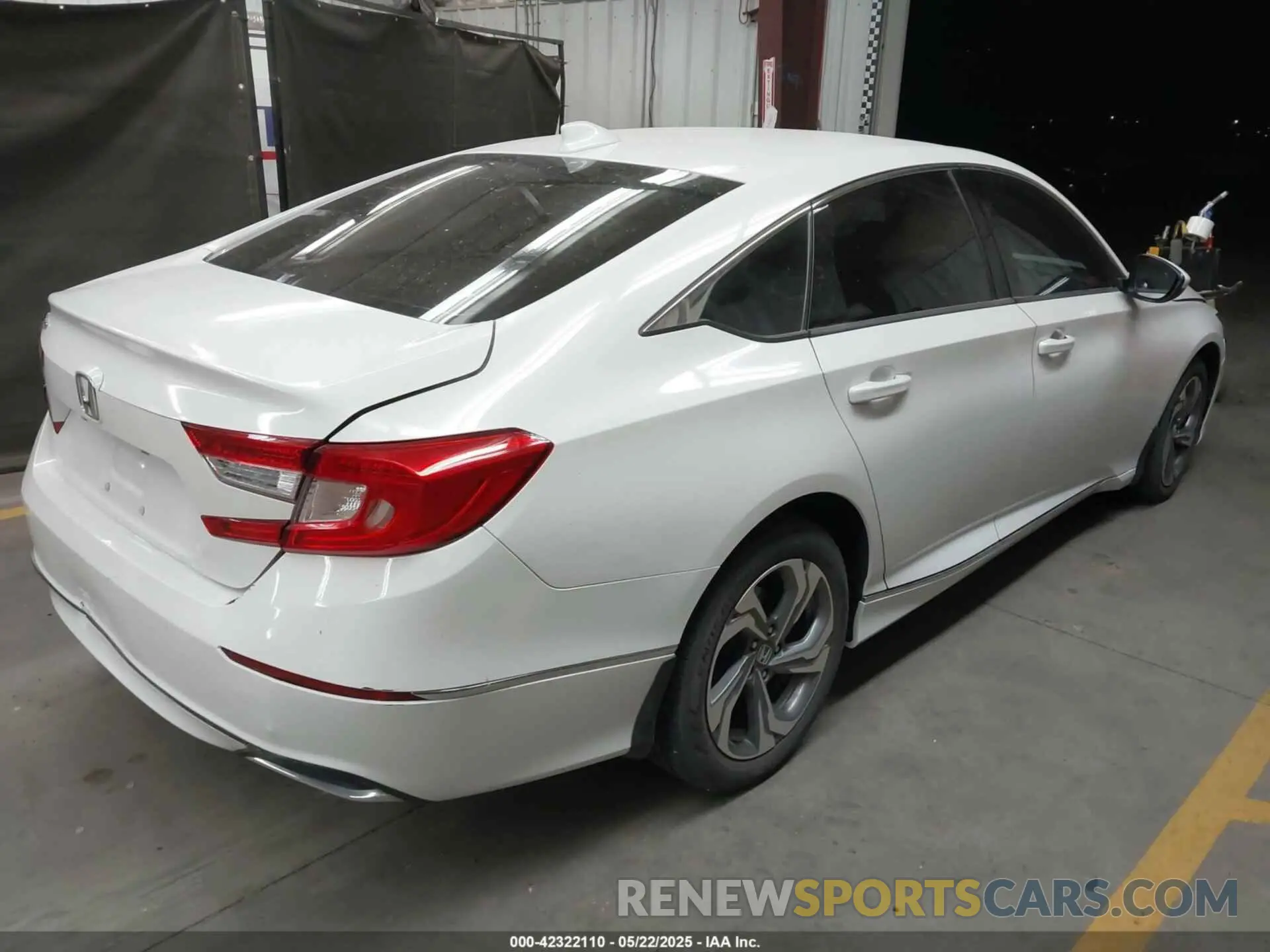 4 fotografías del automóvil dañado 1HGCV1F42LA031992 HONDA ACCORD 2020