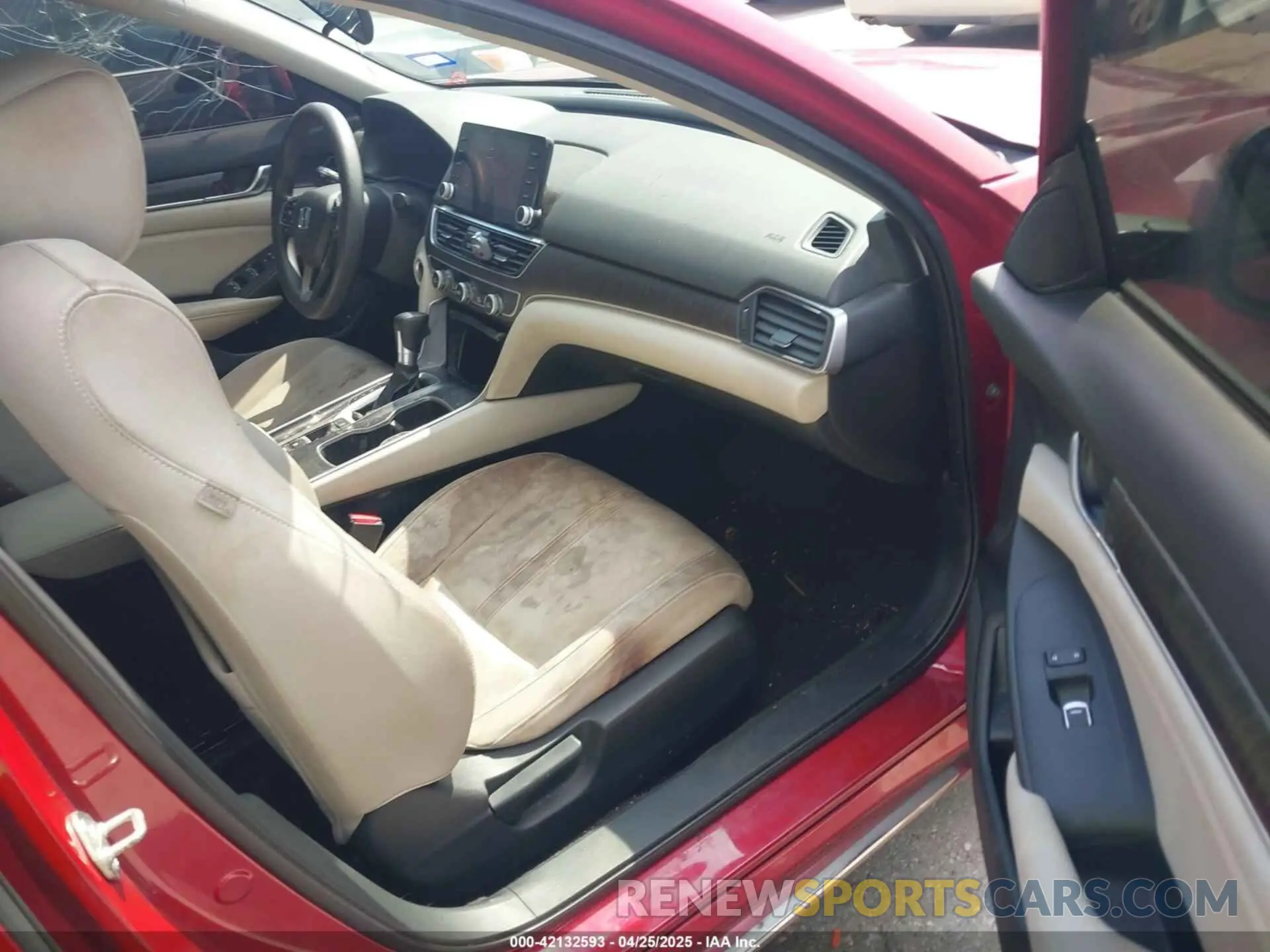 5 fotografías del automóvil dañado 1HGCV1F46LA006576 HONDA ACCORD 2020