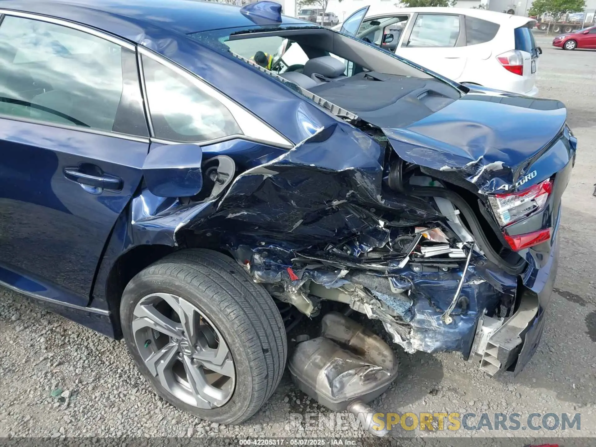 6 fotografías del automóvil dañado 1HGCV1F46LA019375 HONDA ACCORD 2020