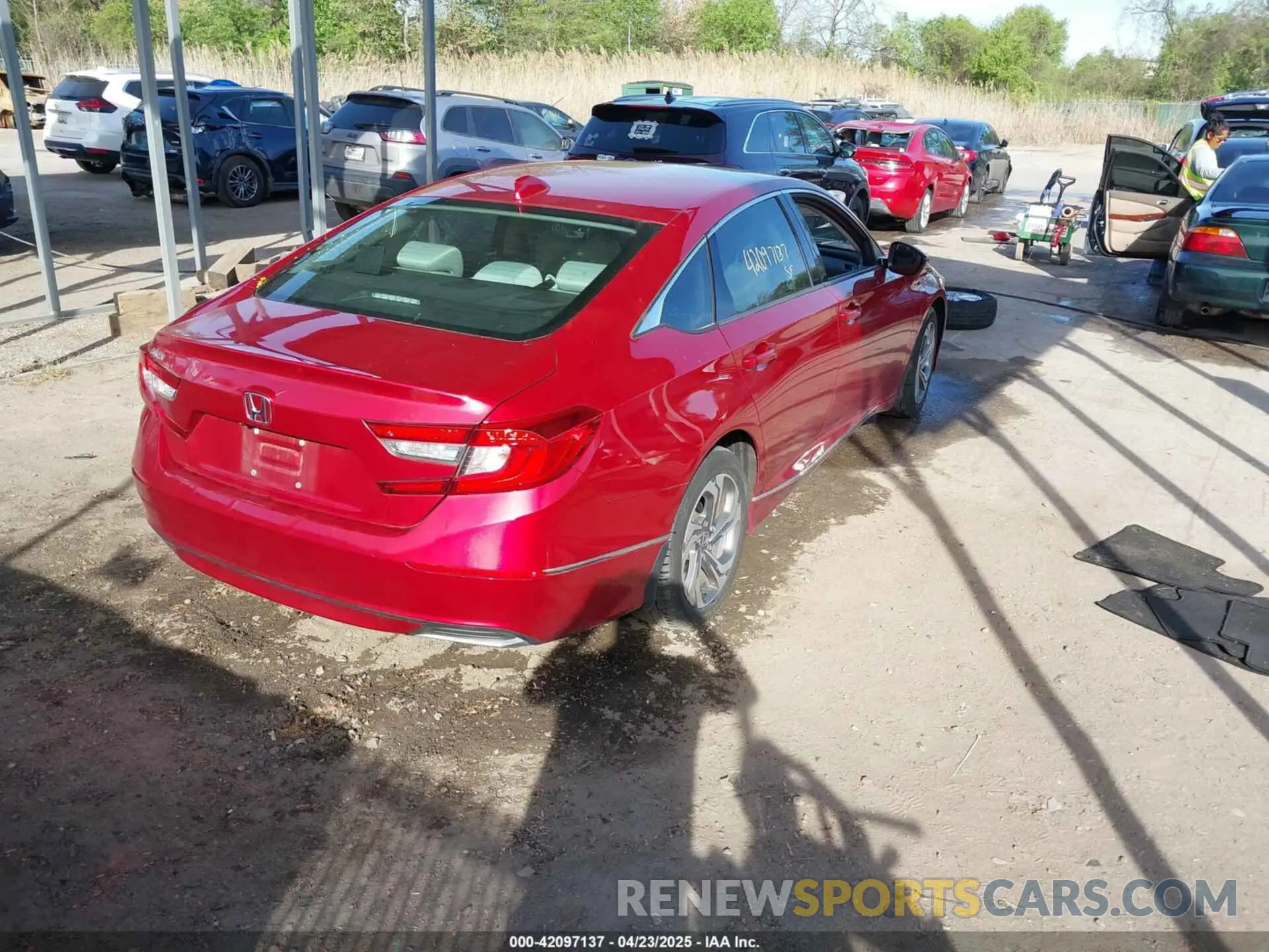 4 fotografías del automóvil dañado 1HGCV1F46LA058516 HONDA ACCORD 2020