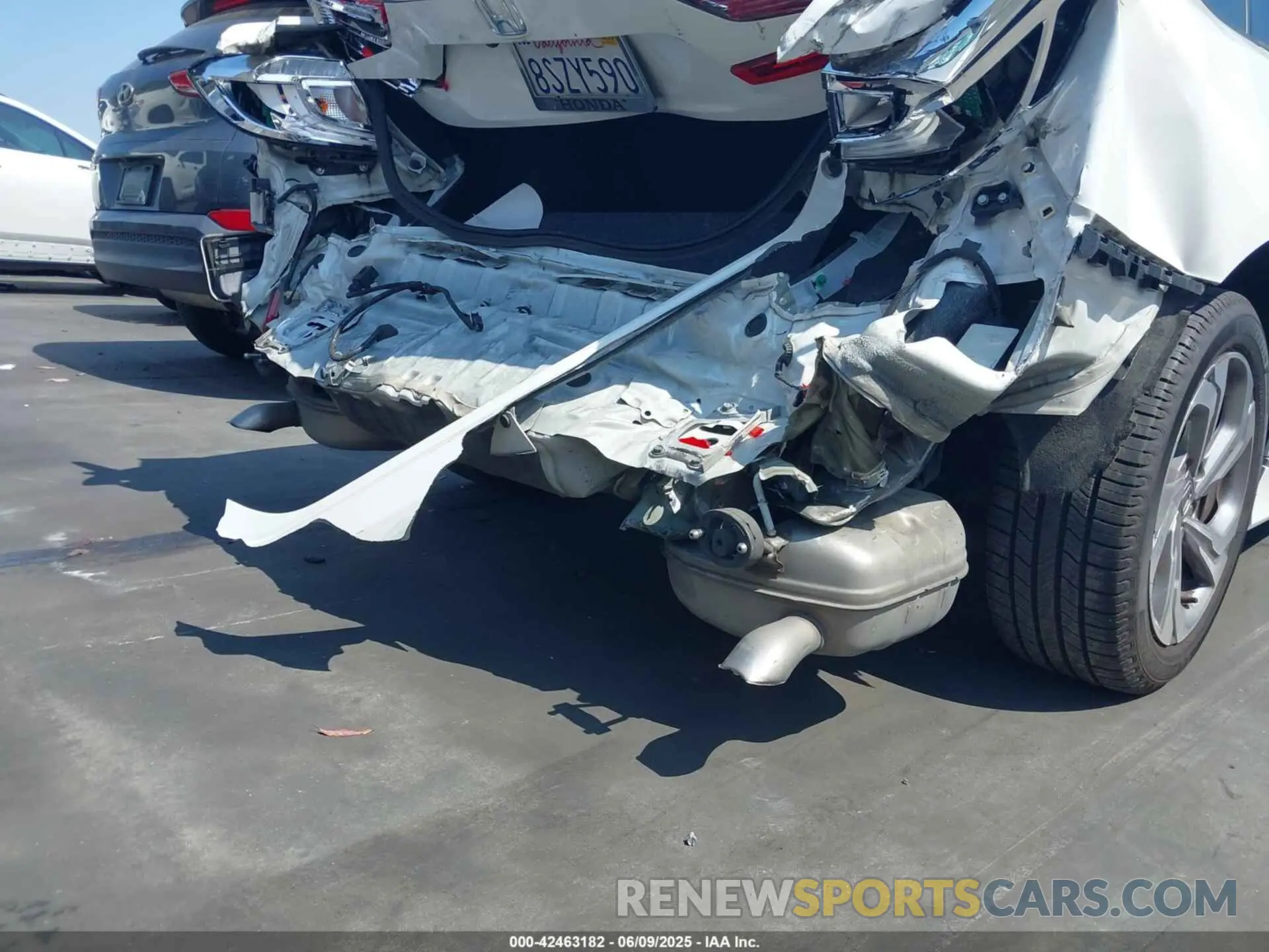 19 fotografías del automóvil dañado 1HGCV1F46LA096781 HONDA ACCORD 2020