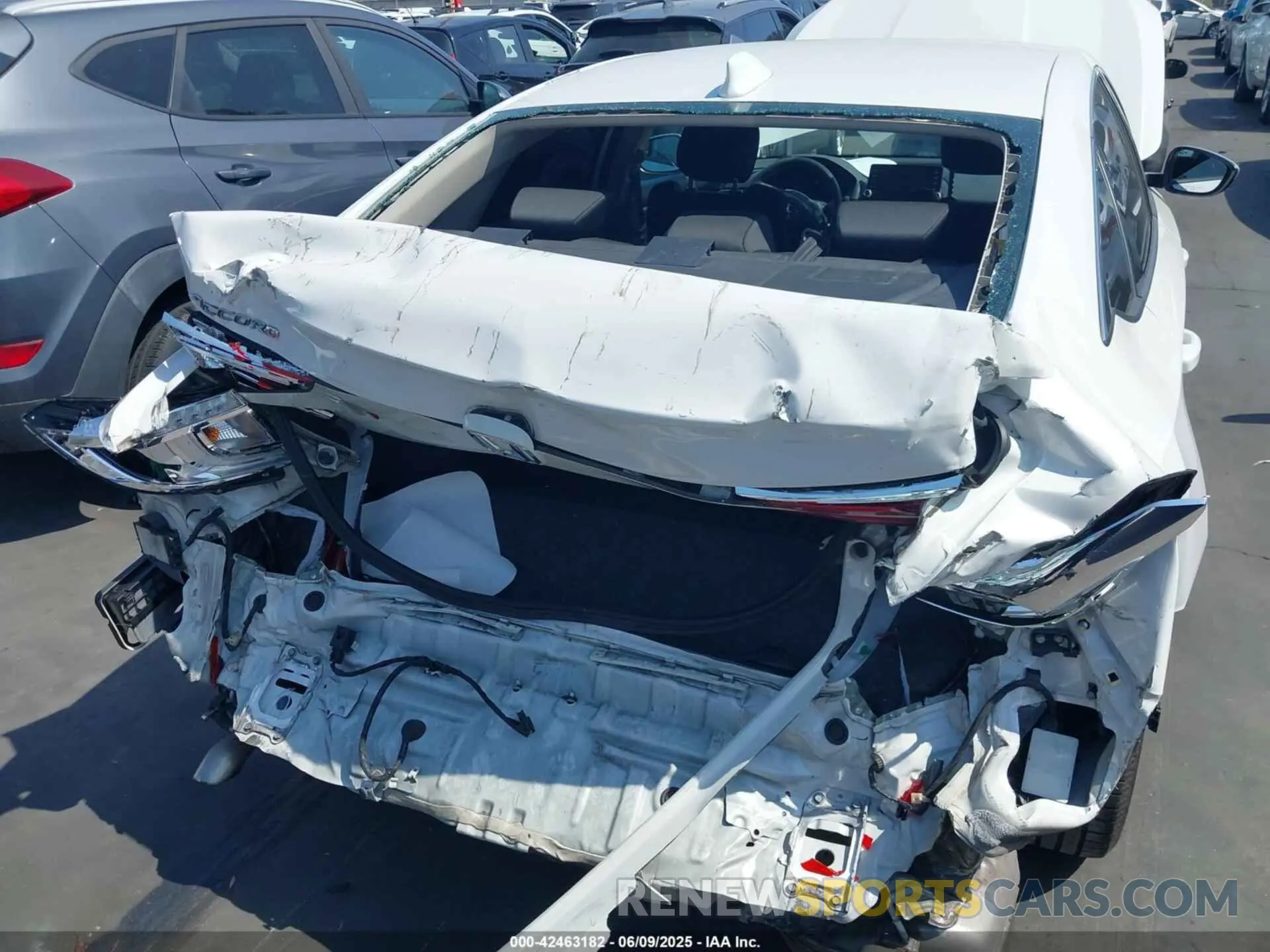 20 fotografías del automóvil dañado 1HGCV1F46LA096781 HONDA ACCORD 2020