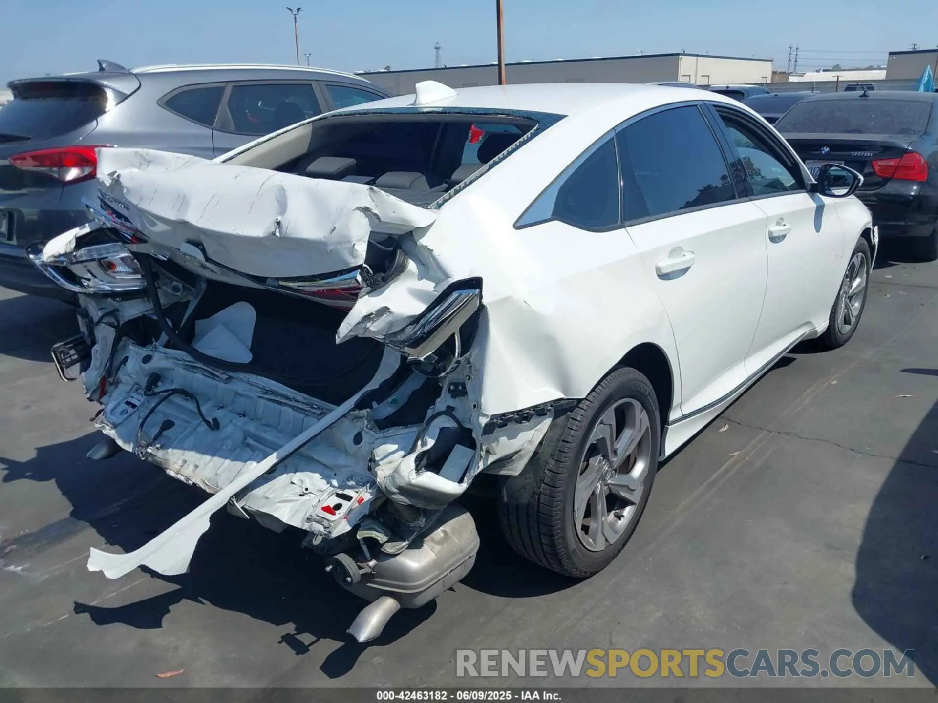4 fotografías del automóvil dañado 1HGCV1F46LA096781 HONDA ACCORD 2020