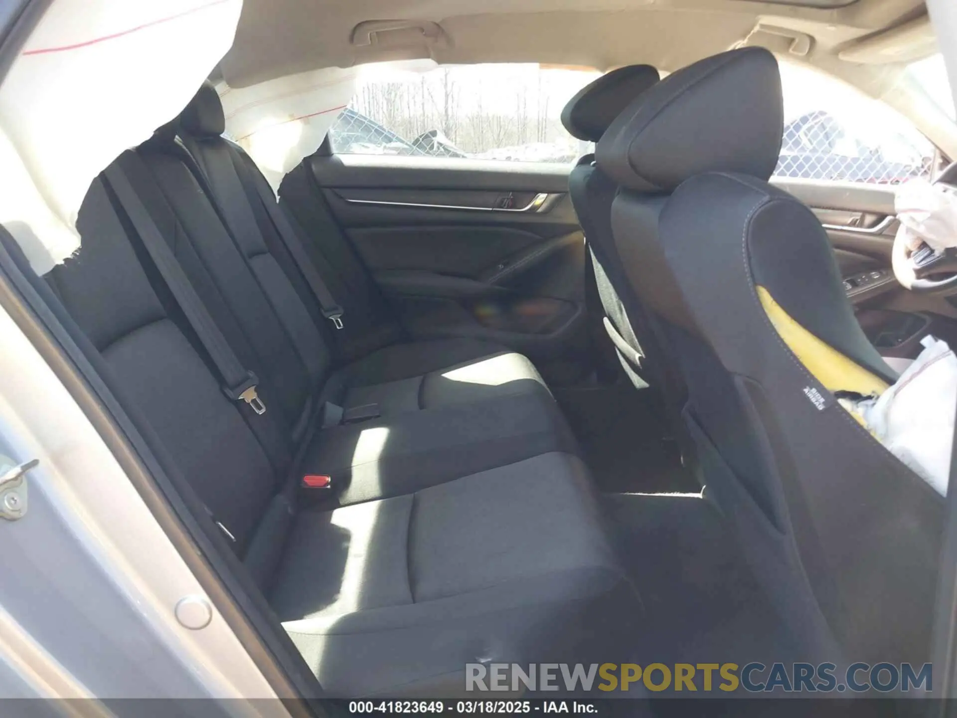 8 fotografías del automóvil dañado 1HGCV1F48LA064642 HONDA ACCORD 2020