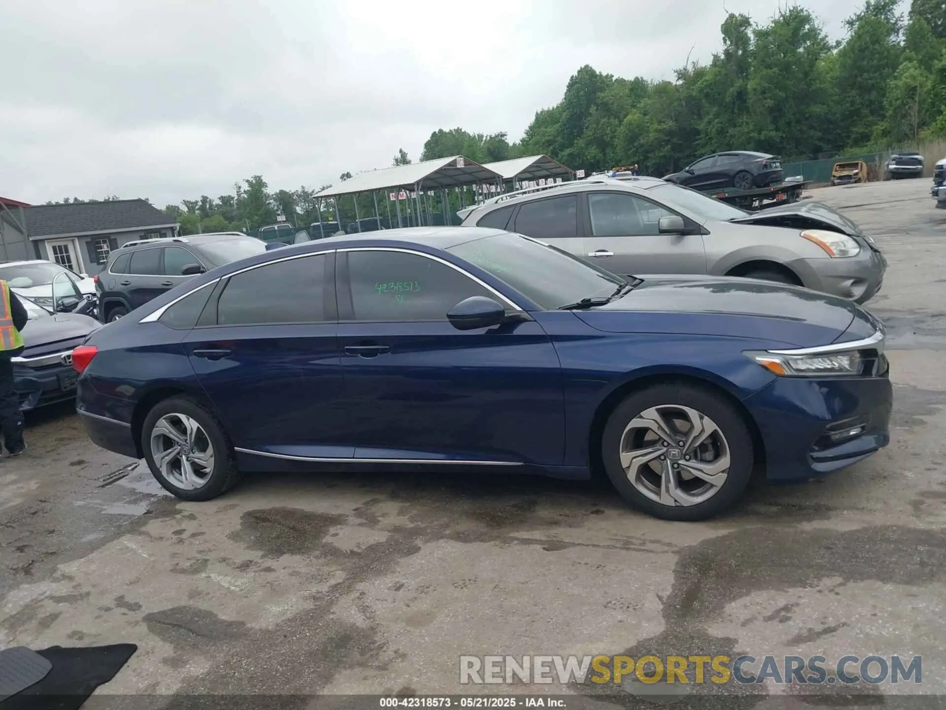 13 fotografías del automóvil dañado 1HGCV1F54LA041707 HONDA ACCORD 2020