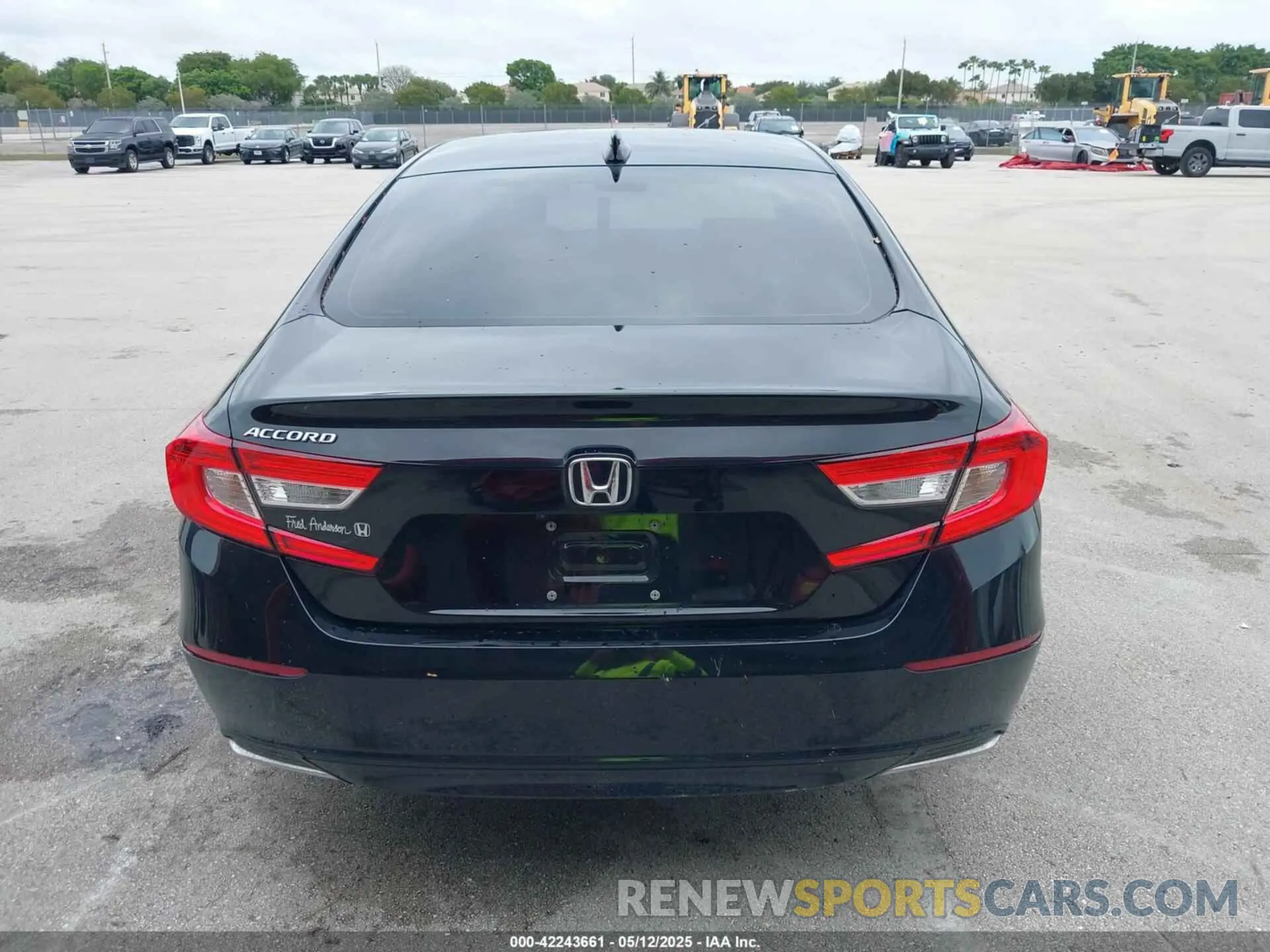 16 fotografías del automóvil dañado 1HGCV1F55LA064719 HONDA ACCORD 2020