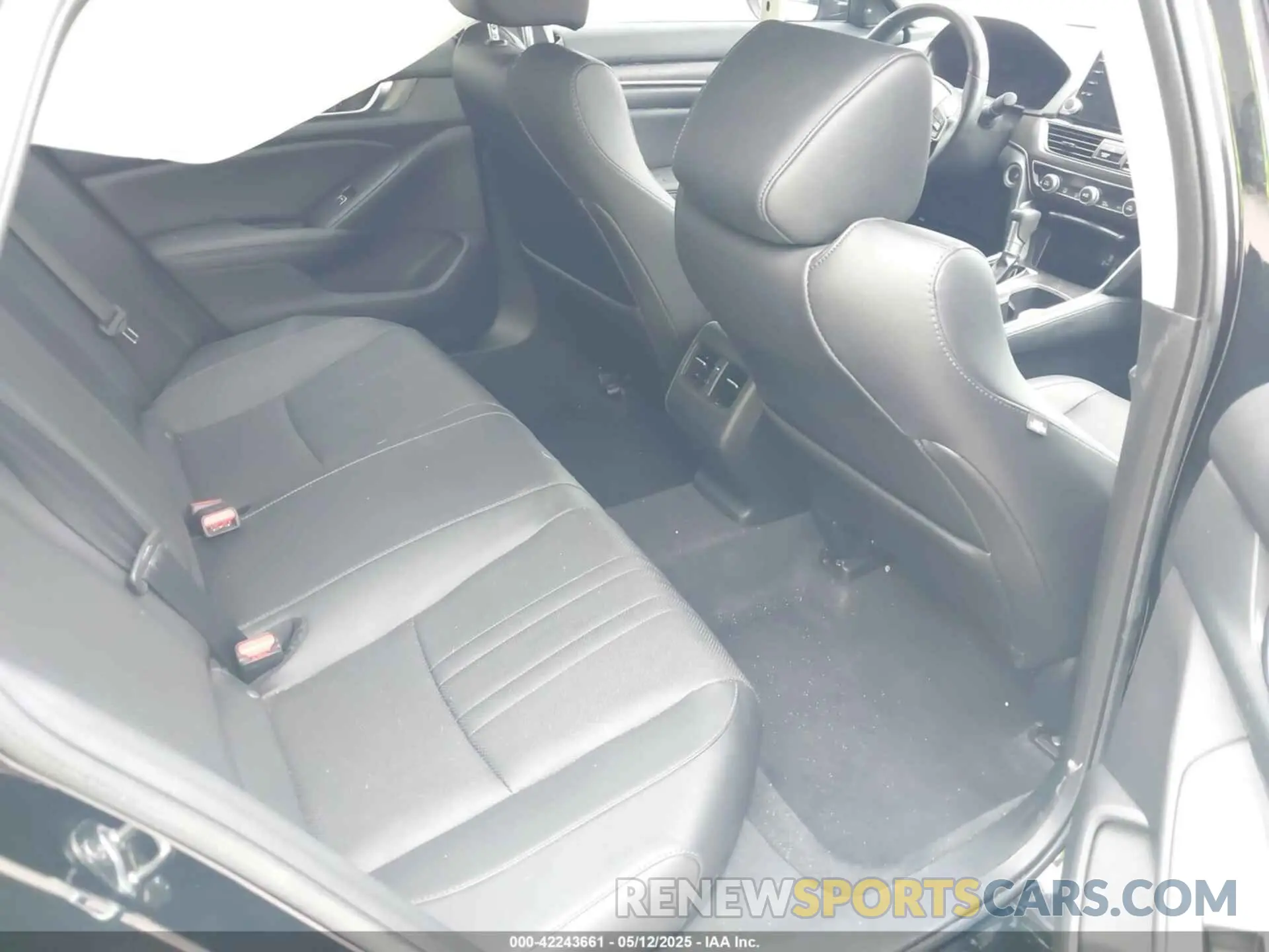 8 fotografías del automóvil dañado 1HGCV1F55LA064719 HONDA ACCORD 2020