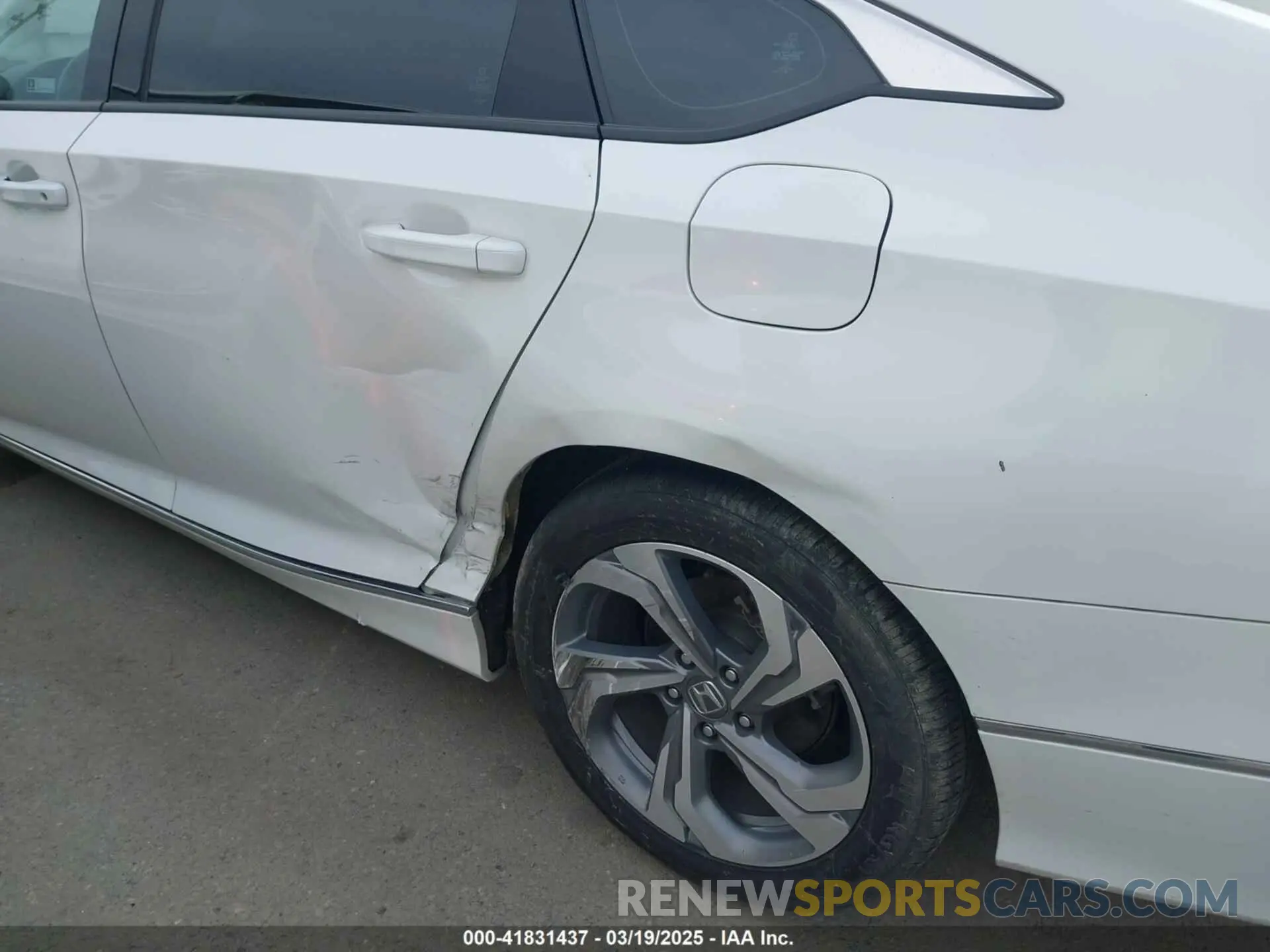 17 fotografías del automóvil dañado 1HGCV1F55LA070486 HONDA ACCORD 2020