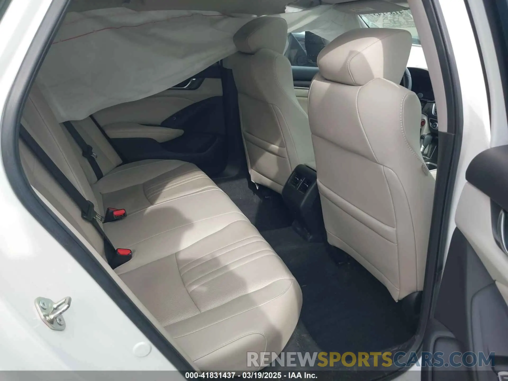 8 fotografías del automóvil dañado 1HGCV1F55LA070486 HONDA ACCORD 2020
