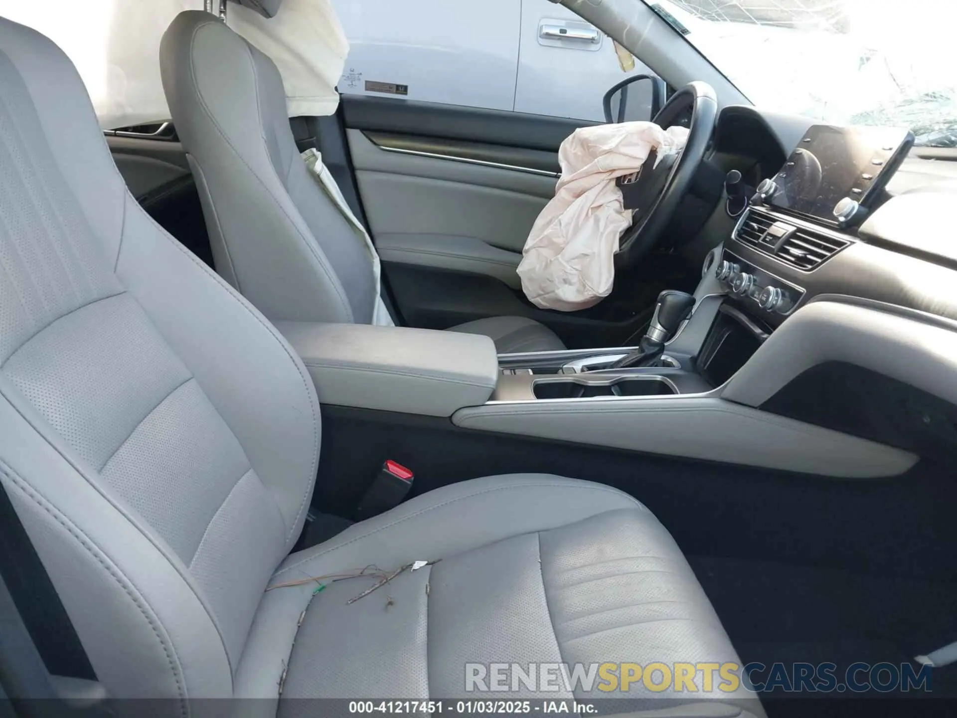 5 fotografías del automóvil dañado 1HGCV1F5XLA021980 HONDA ACCORD 2020