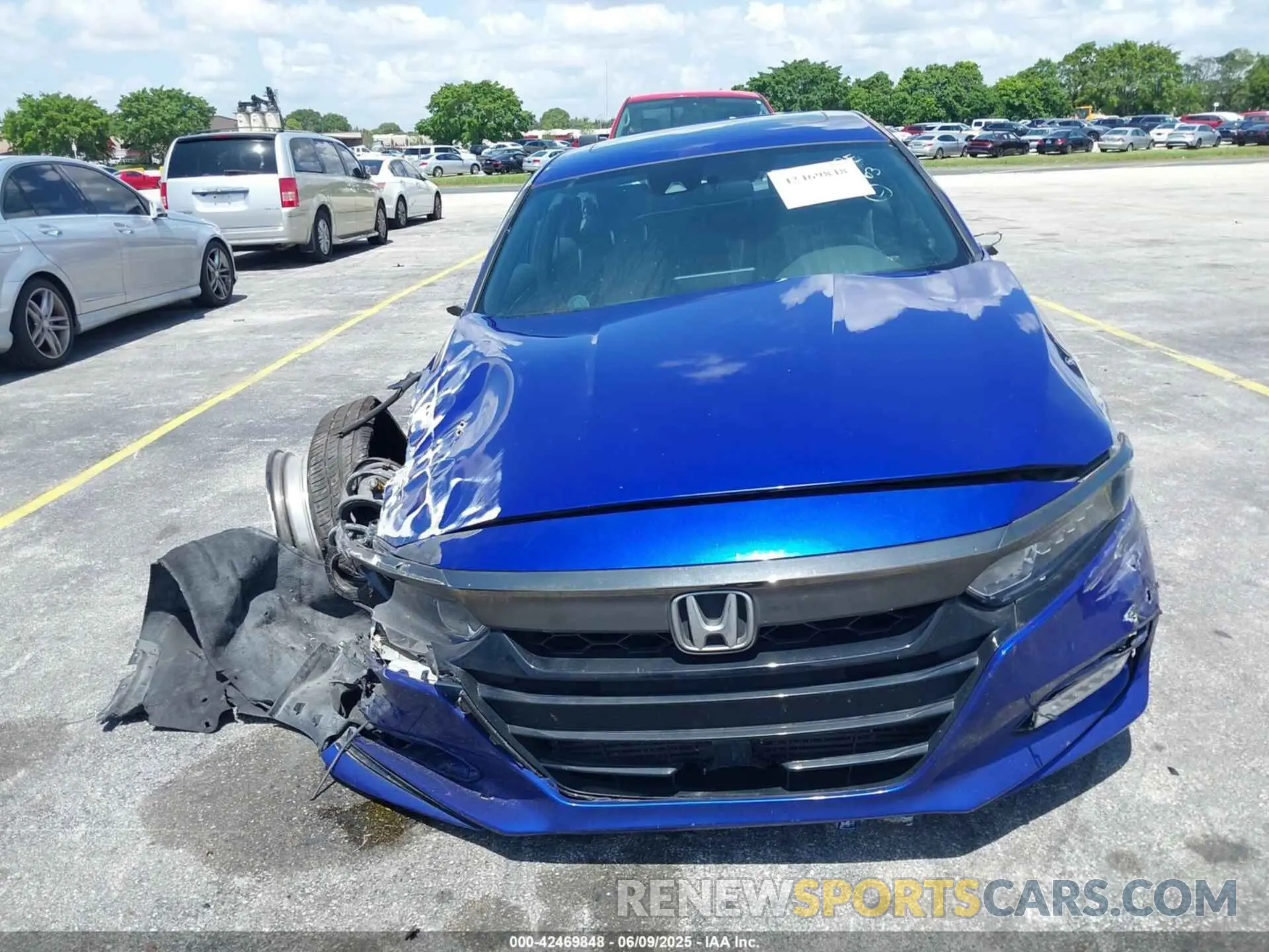 12 fotografías del automóvil dañado 1HGCV2F32LA022514 HONDA ACCORD 2020
