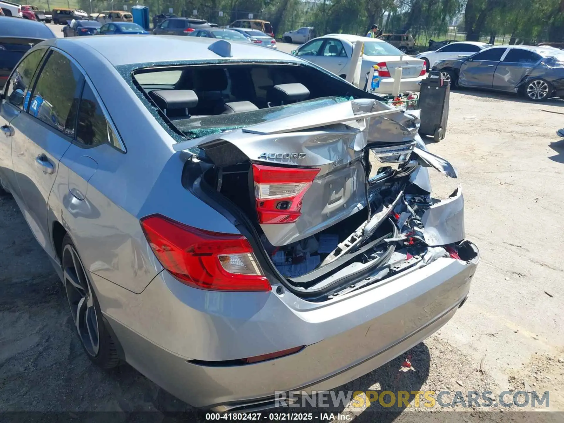 17 fotografías del automóvil dañado 1HGCV2F34LA016696 HONDA ACCORD 2020