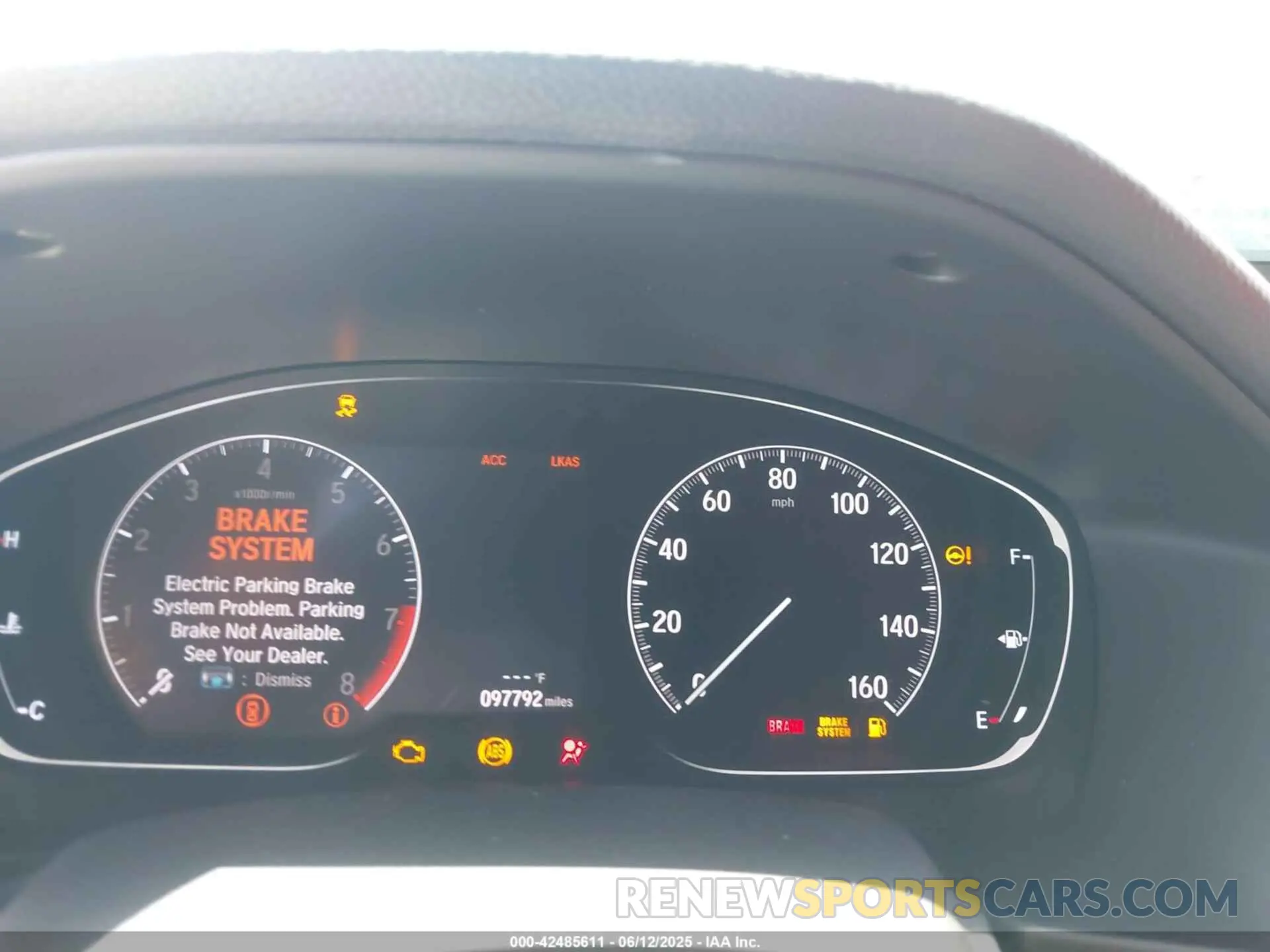 15 fotografías del automóvil dañado 1HGCV2F36LA016277 HONDA ACCORD 2020