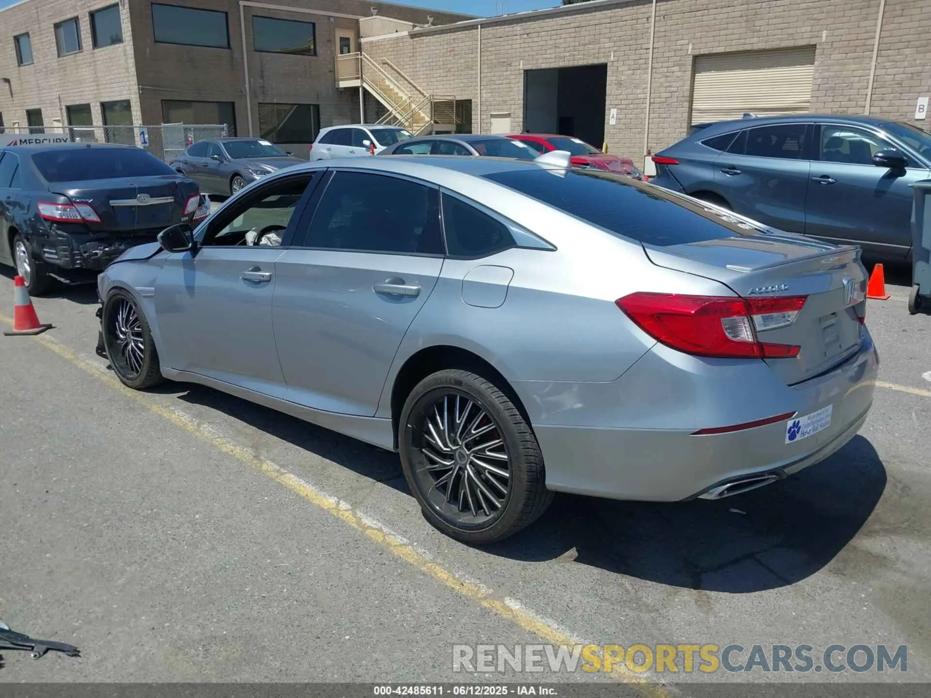 3 fotografías del automóvil dañado 1HGCV2F36LA016277 HONDA ACCORD 2020