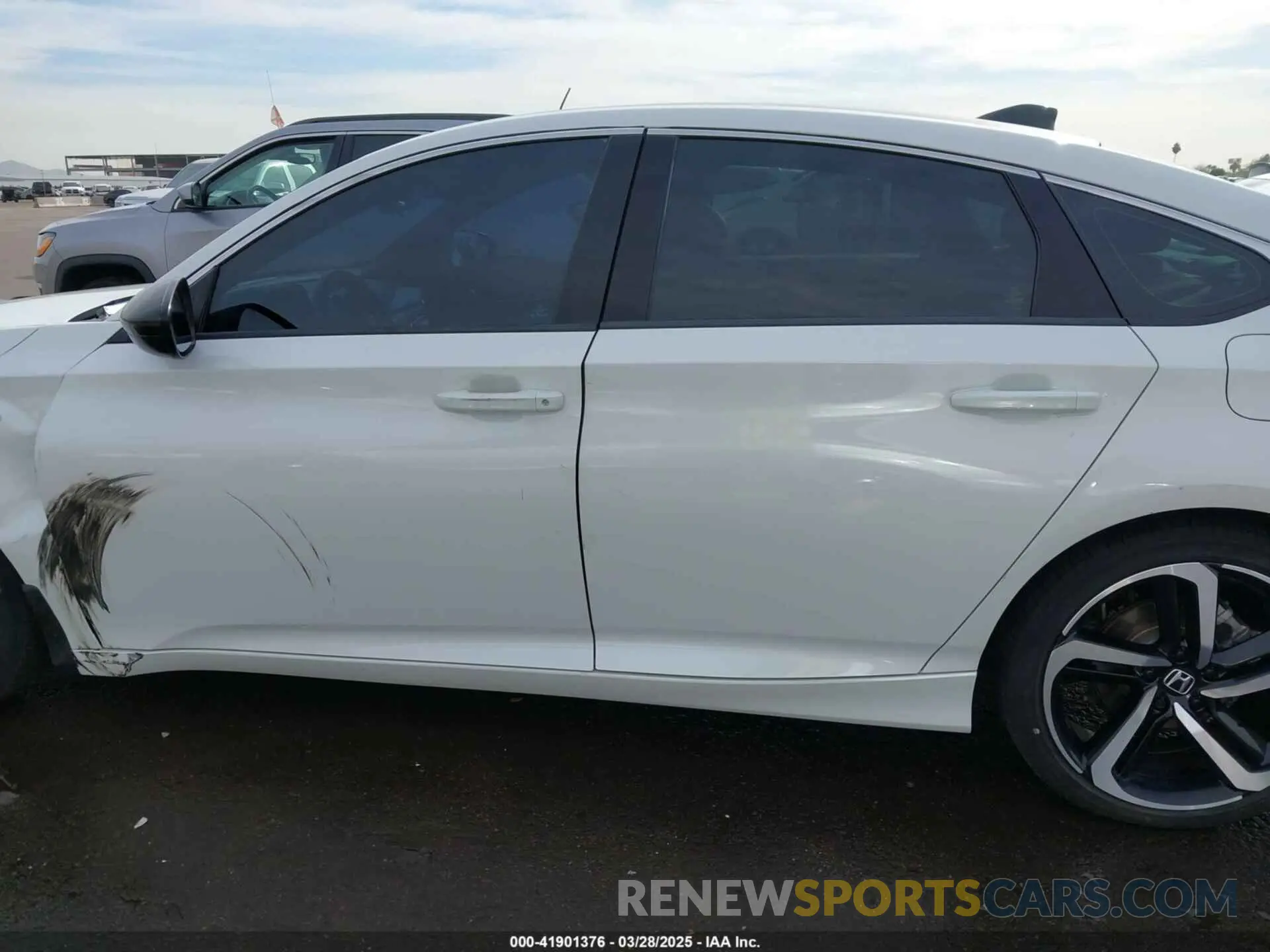 14 fotografías del automóvil dañado 1HGCV2F36LA024346 HONDA ACCORD 2020