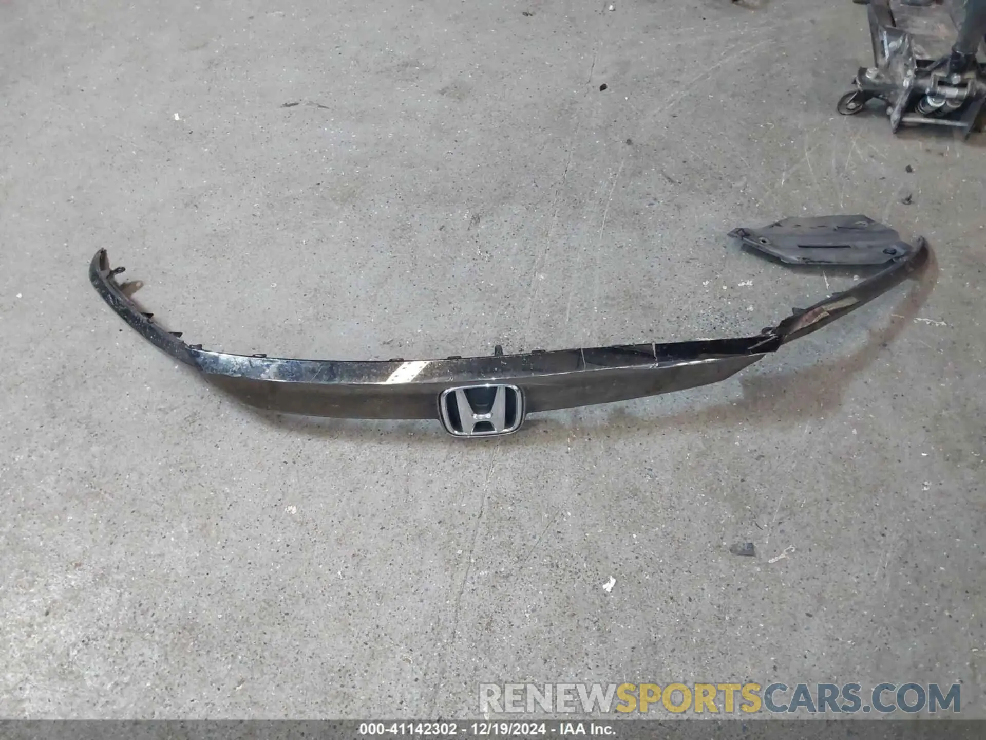12 fotografías del automóvil dañado 1HGCV2F37LA002453 HONDA ACCORD 2020