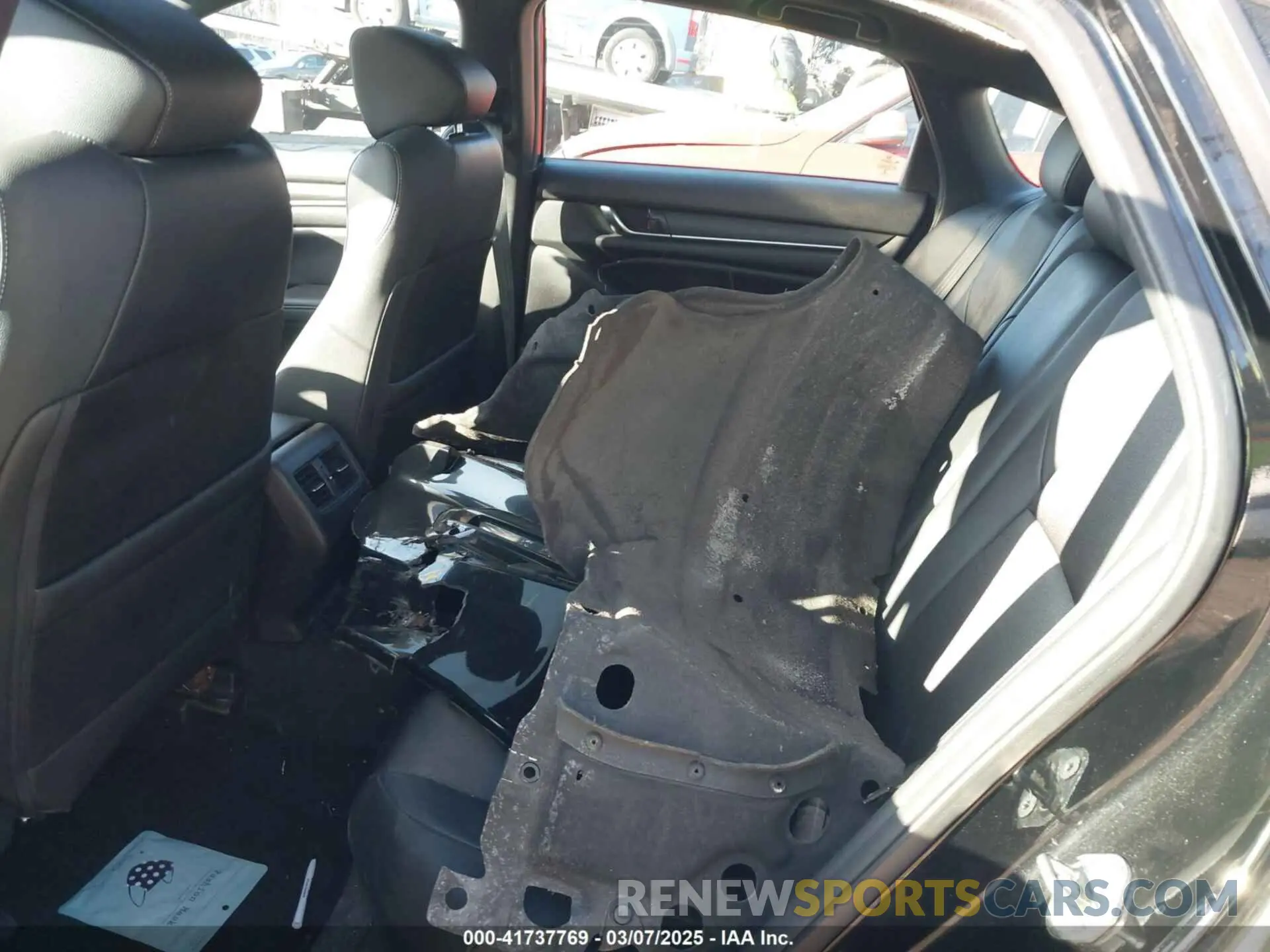 8 fotografías del automóvil dañado 1HGCV2F39LA002230 HONDA ACCORD 2020
