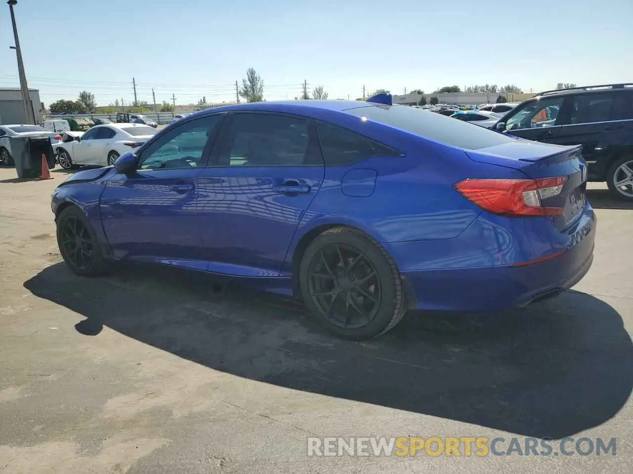 2 fotografías del automóvil dañado 1HGCV2F39LA009260 HONDA ACCORD 2020