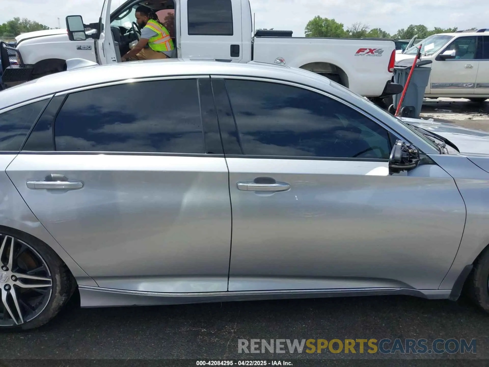 14 fotografías del automóvil dañado 1HGCV2F96LA018714 HONDA ACCORD 2020